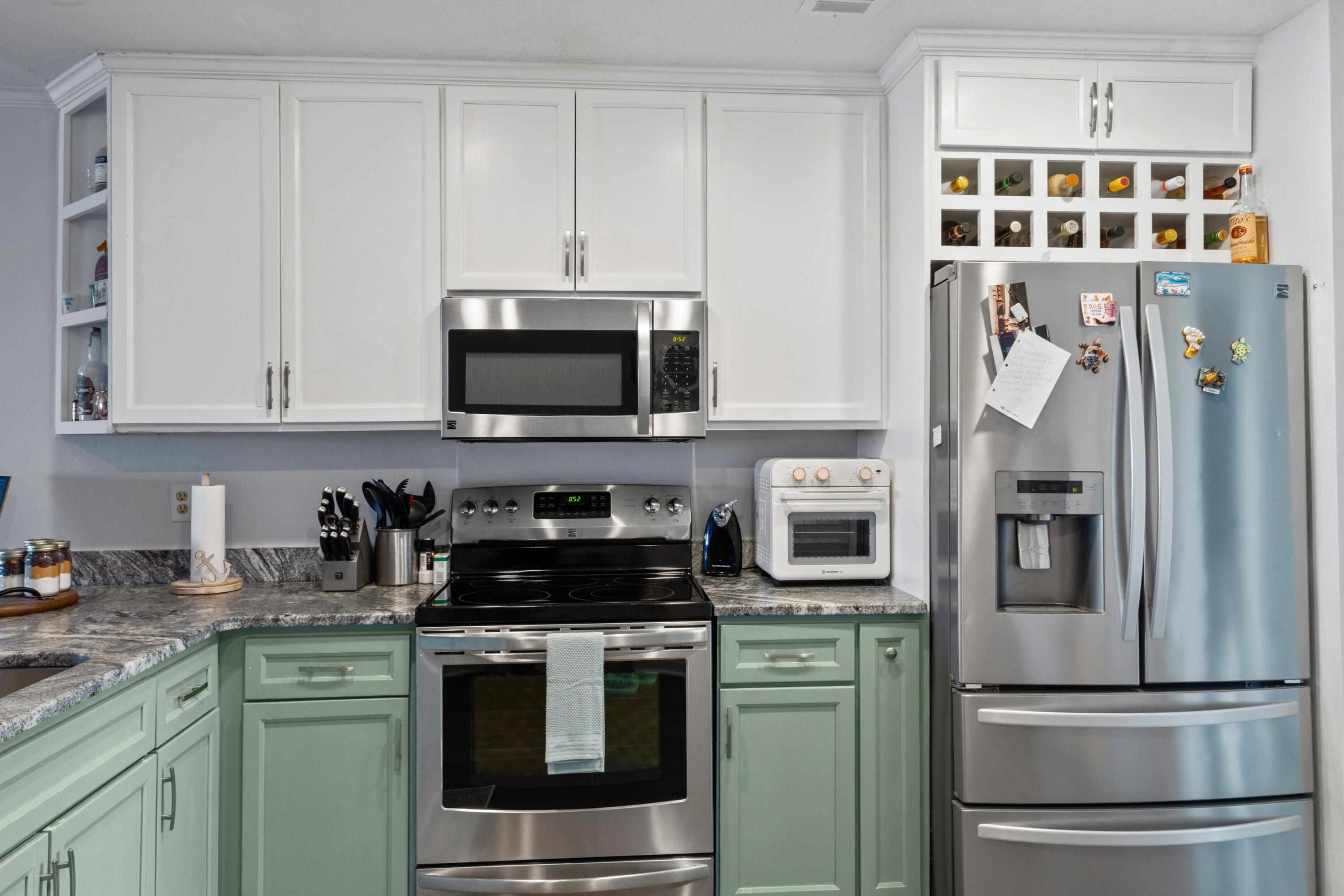 SNUG HARBOR - Residential