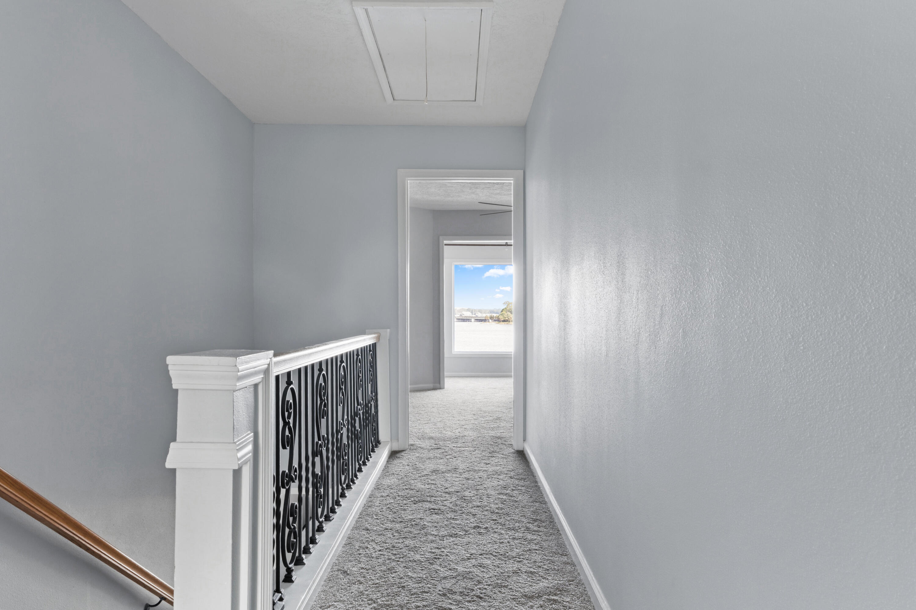 SNUG HARBOR - Residential