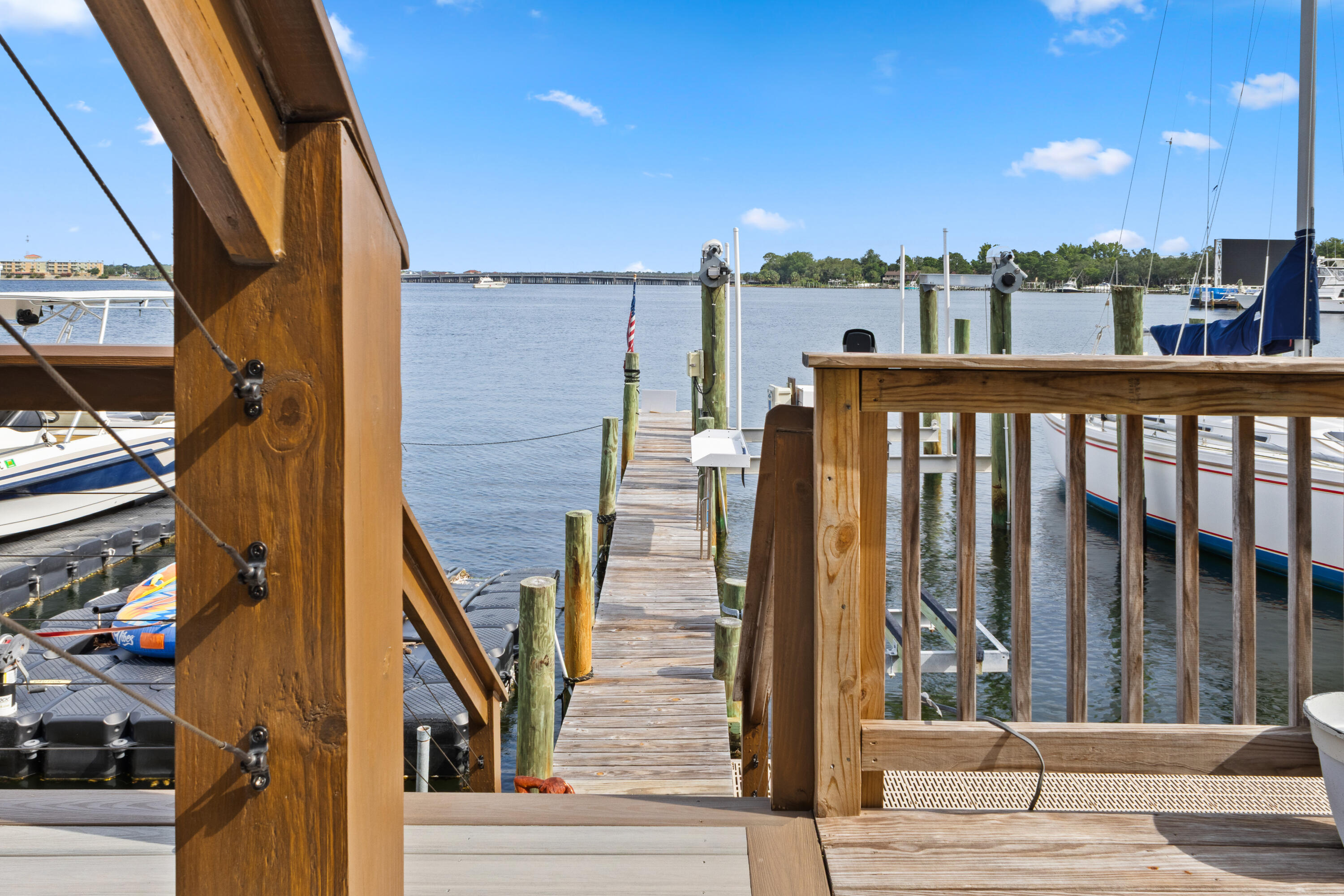 SNUG HARBOR - Residential