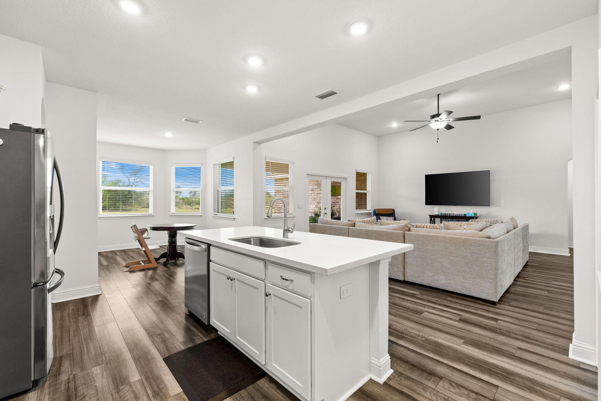 WINDSWEPT ESTATES - Residential Lease
