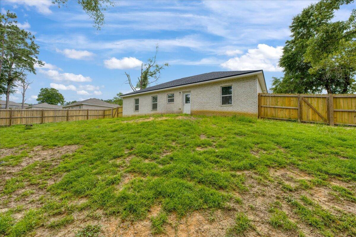 MAJESTIC OAKS VINEYARD - Residential