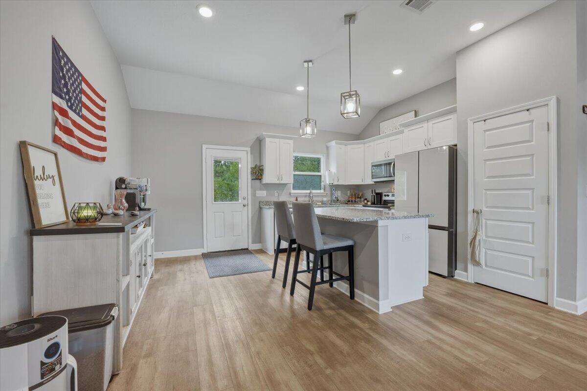 MAJESTIC OAKS VINEYARD - Residential