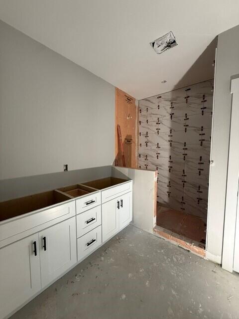WYNNEHAVEN BCH EST W1/2 - Residential