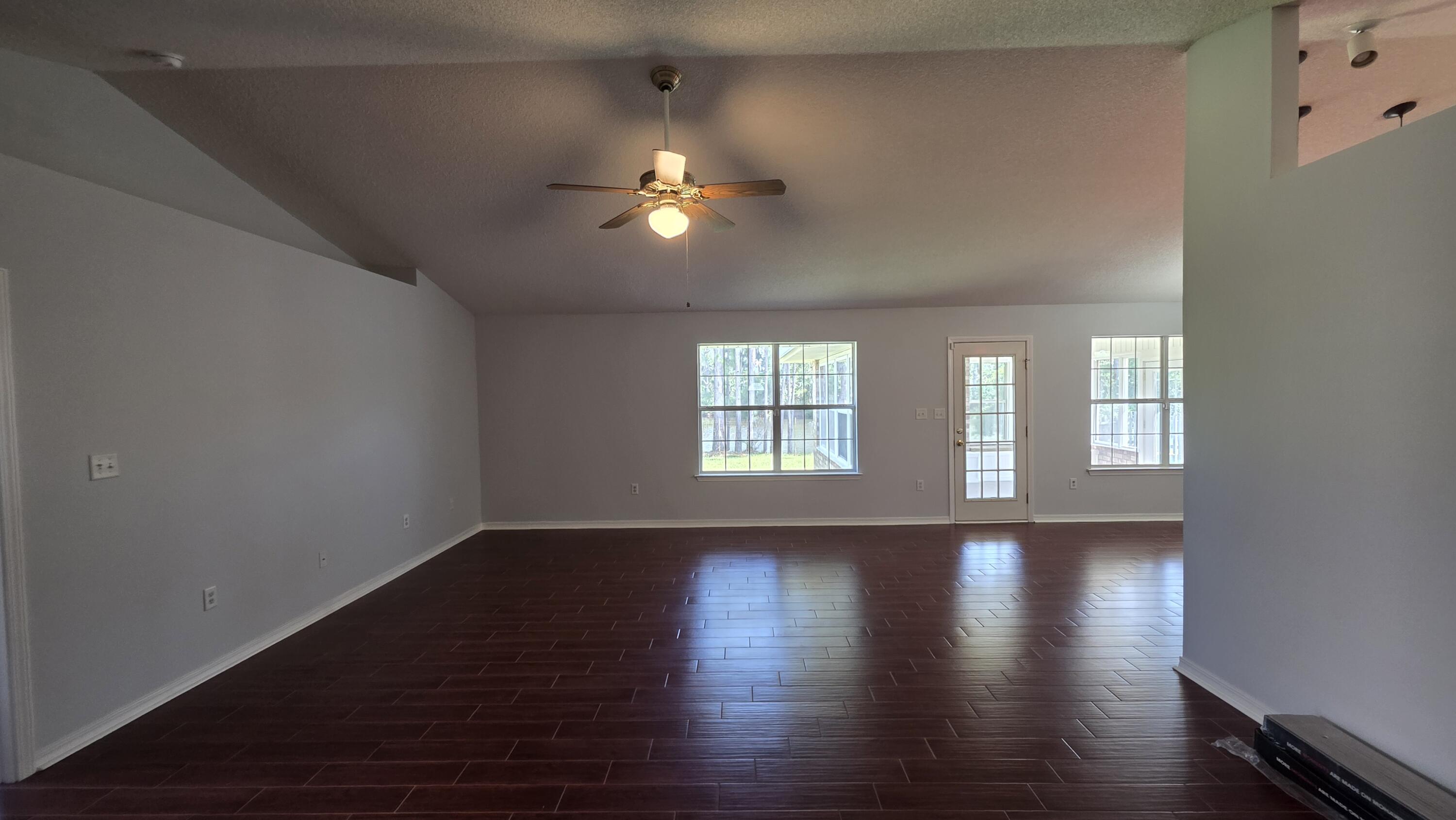 CREETWOOD PLACE - Residential
