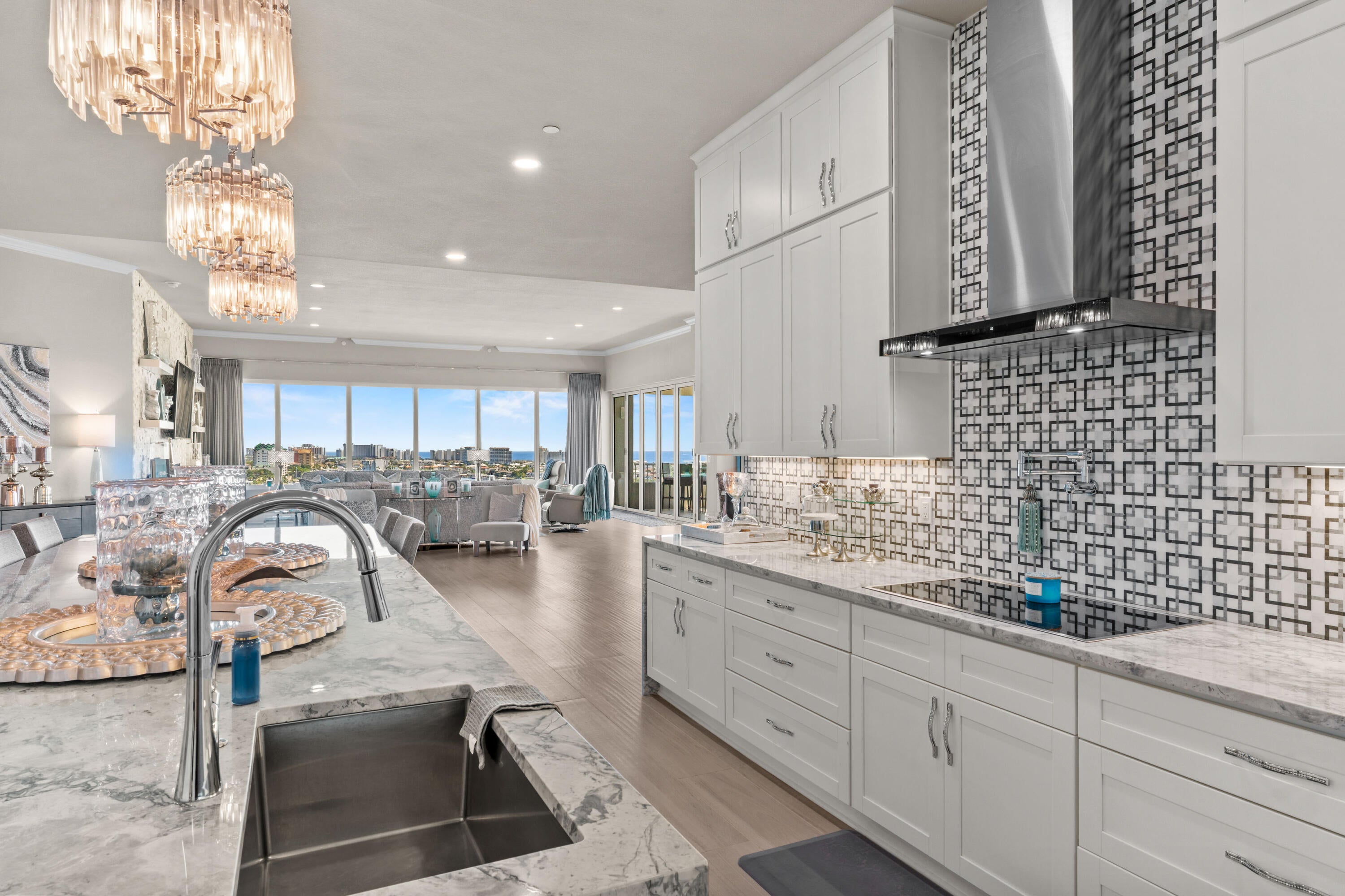 DESTIN YACHT CLUB - Residential