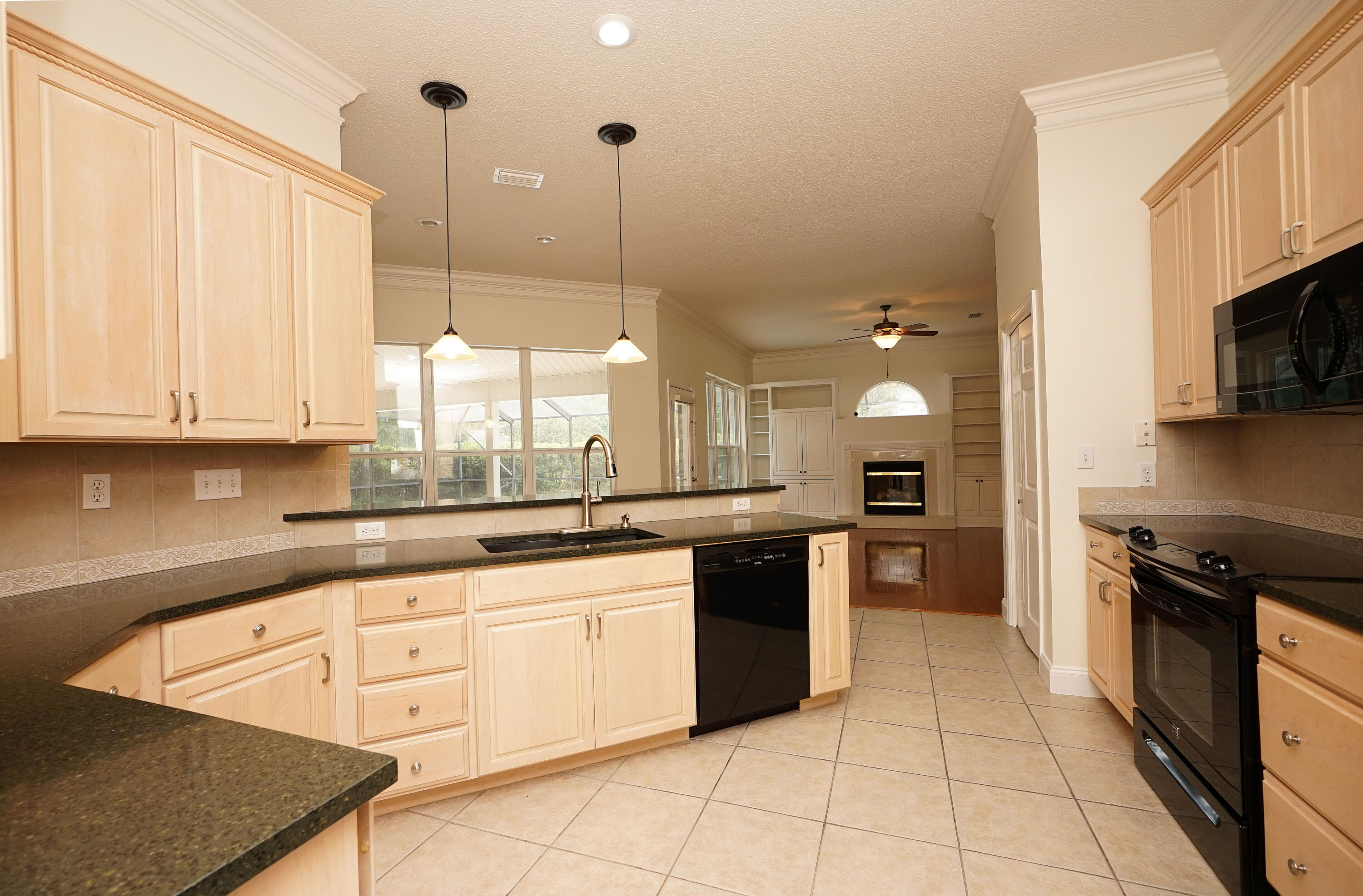 MAGNOLIA PLANTATION AT BLUEWATER BAY - Residential