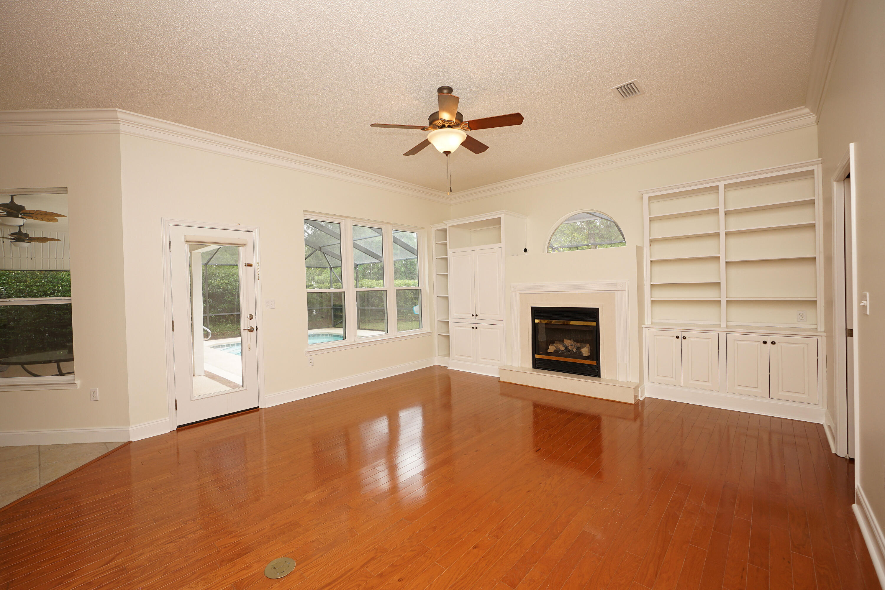 MAGNOLIA PLANTATION AT BLUEWATER BAY - Residential
