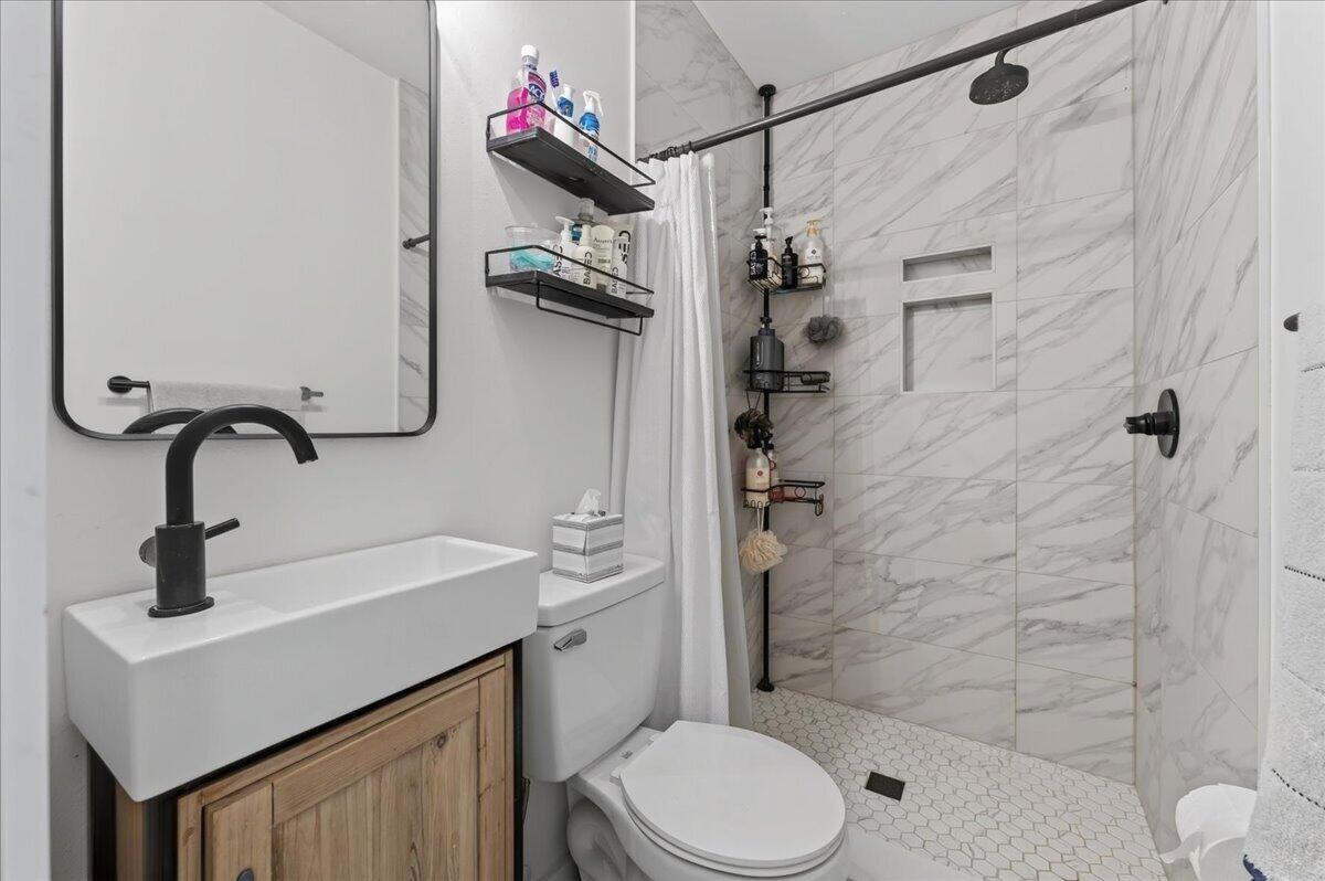 4TH ADD ELLIOTT PT - Residential