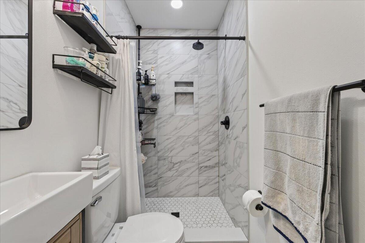 4TH ADD ELLIOTT PT - Residential