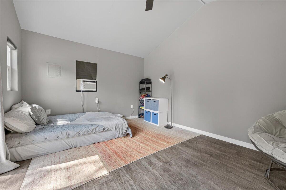 4TH ADD ELLIOTT PT - Residential