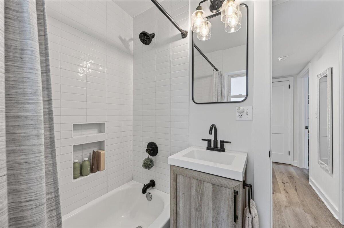 4TH ADD ELLIOTT PT - Residential