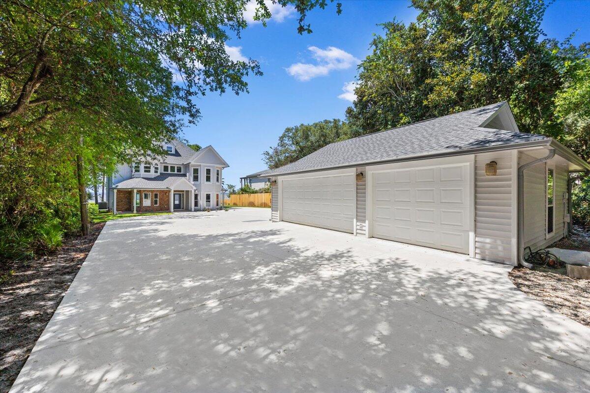 DESTIN MORENO POINT - Residential