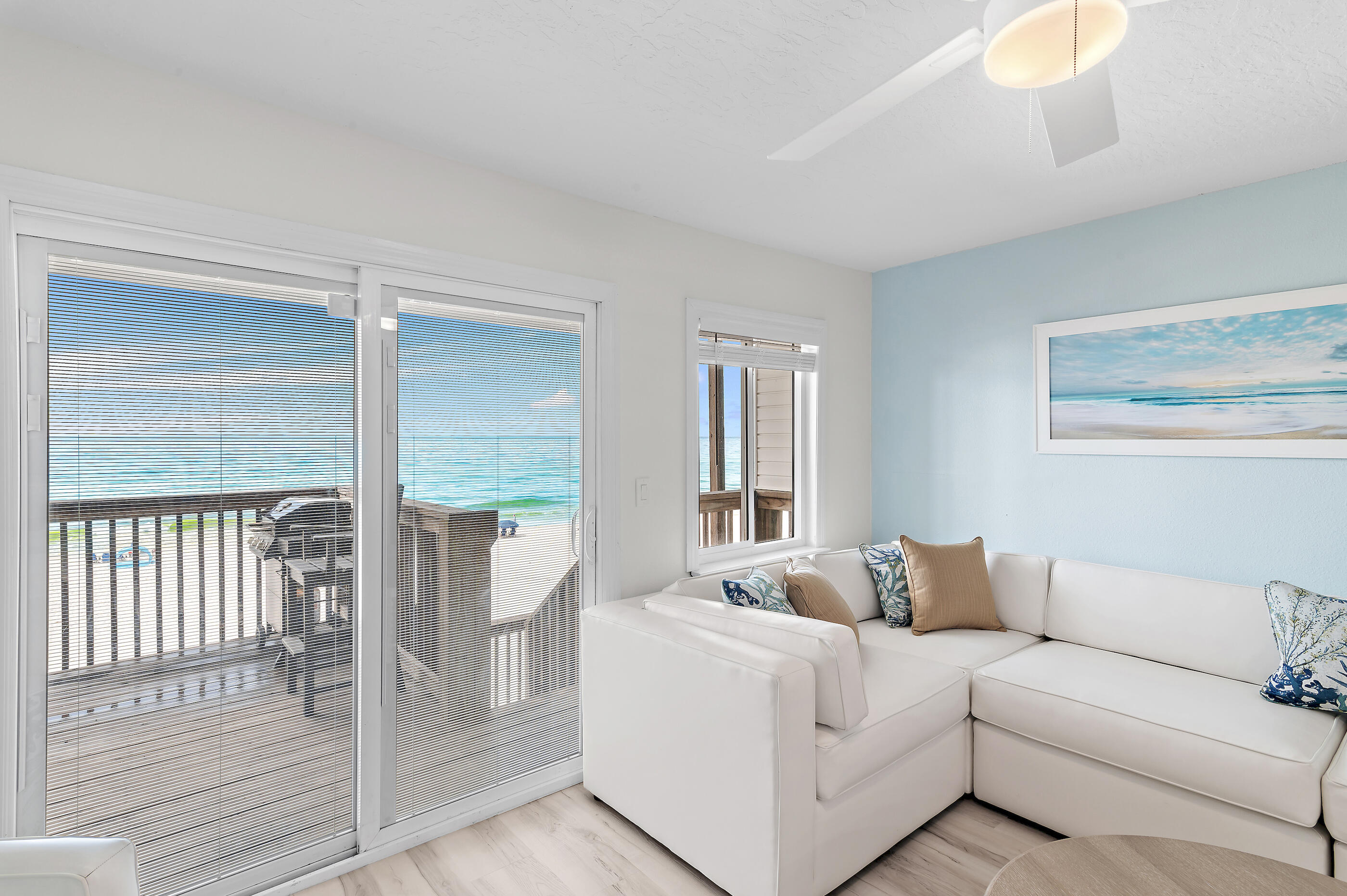 SUMMER HAVEN SOUTH T/H - Residential
