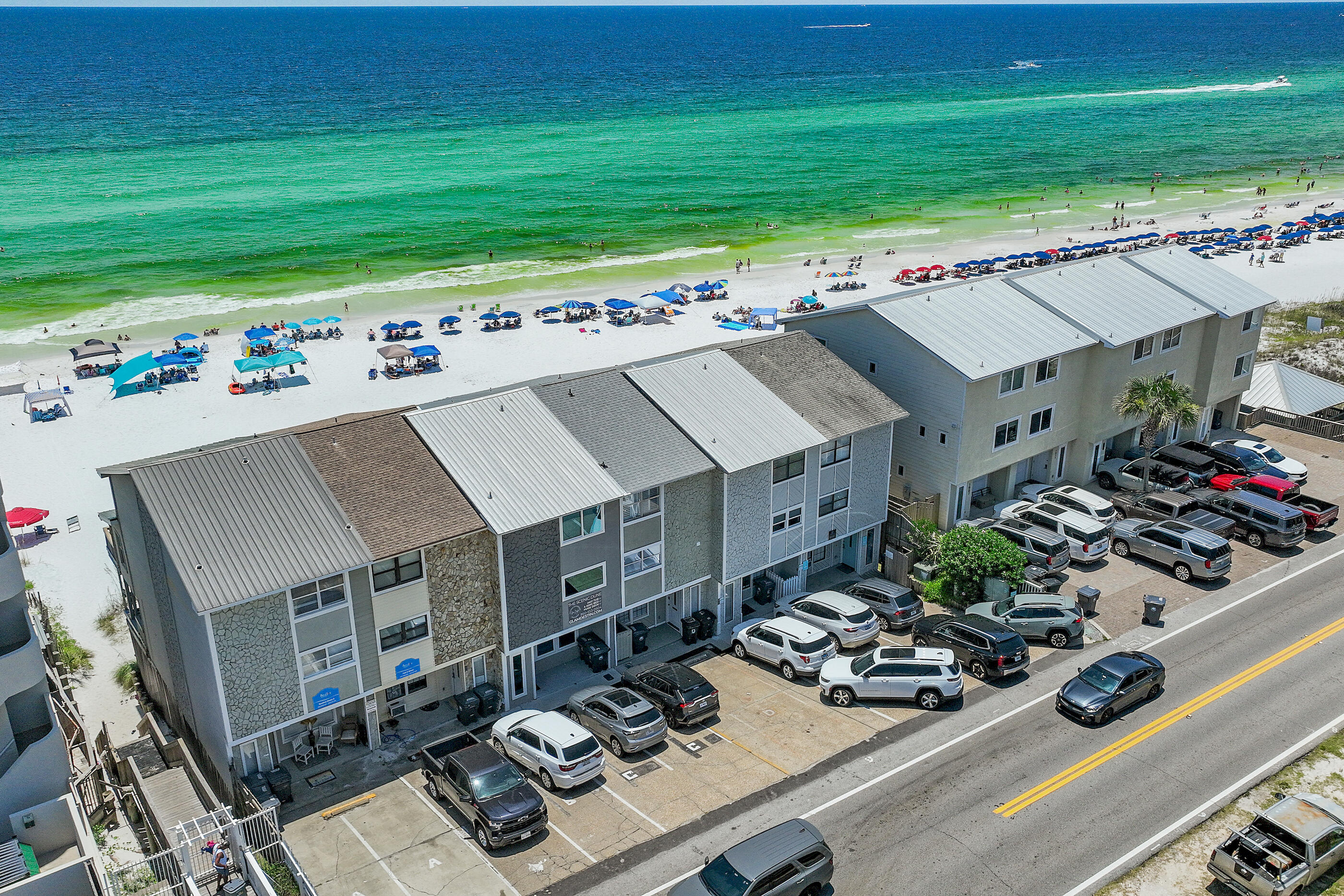 SUMMER HAVEN SOUTH T/H - Residential