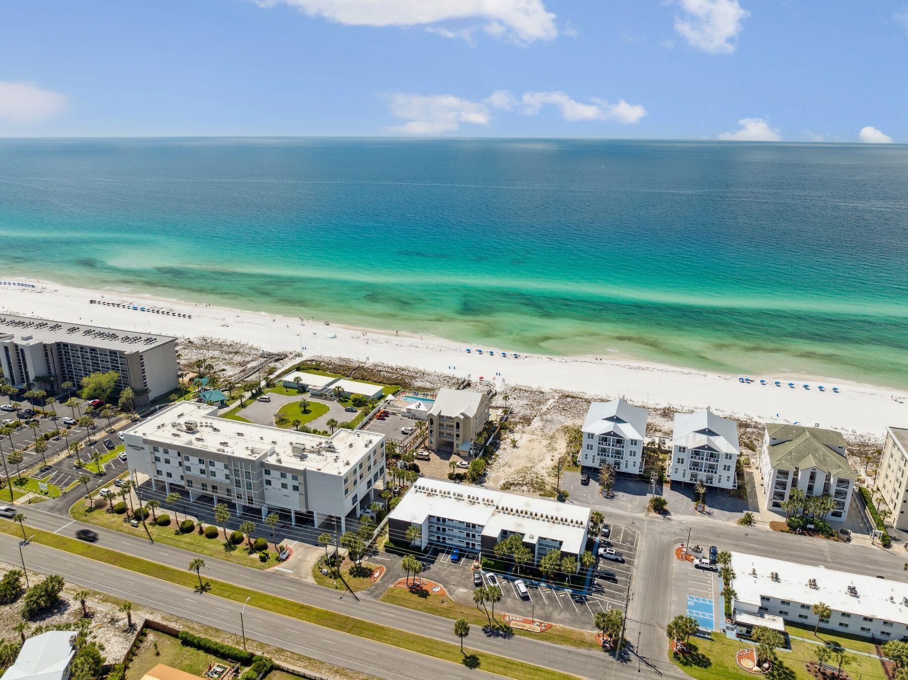 VERANDA CONDO - Residential