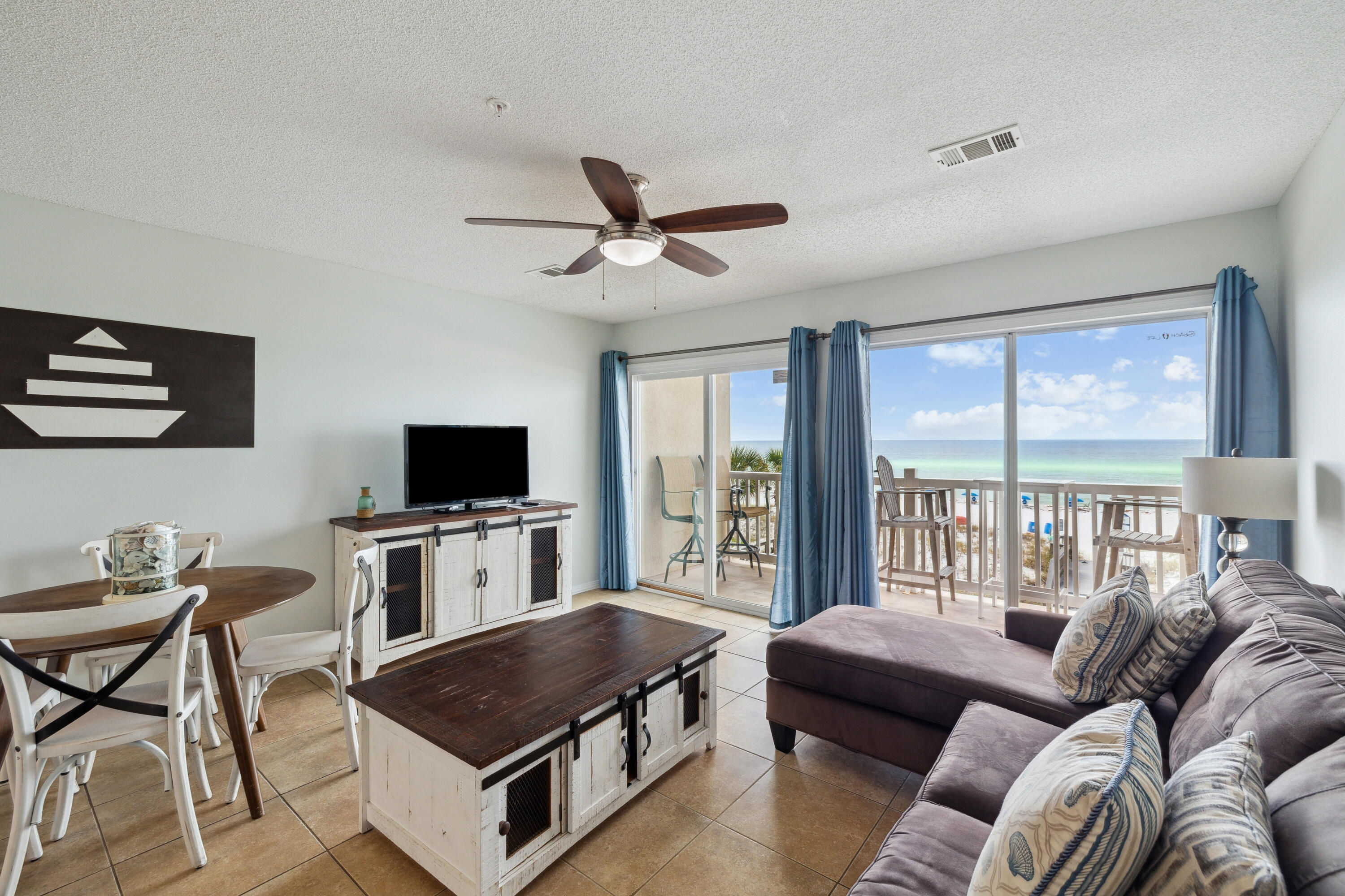VERANDA CONDO - Residential