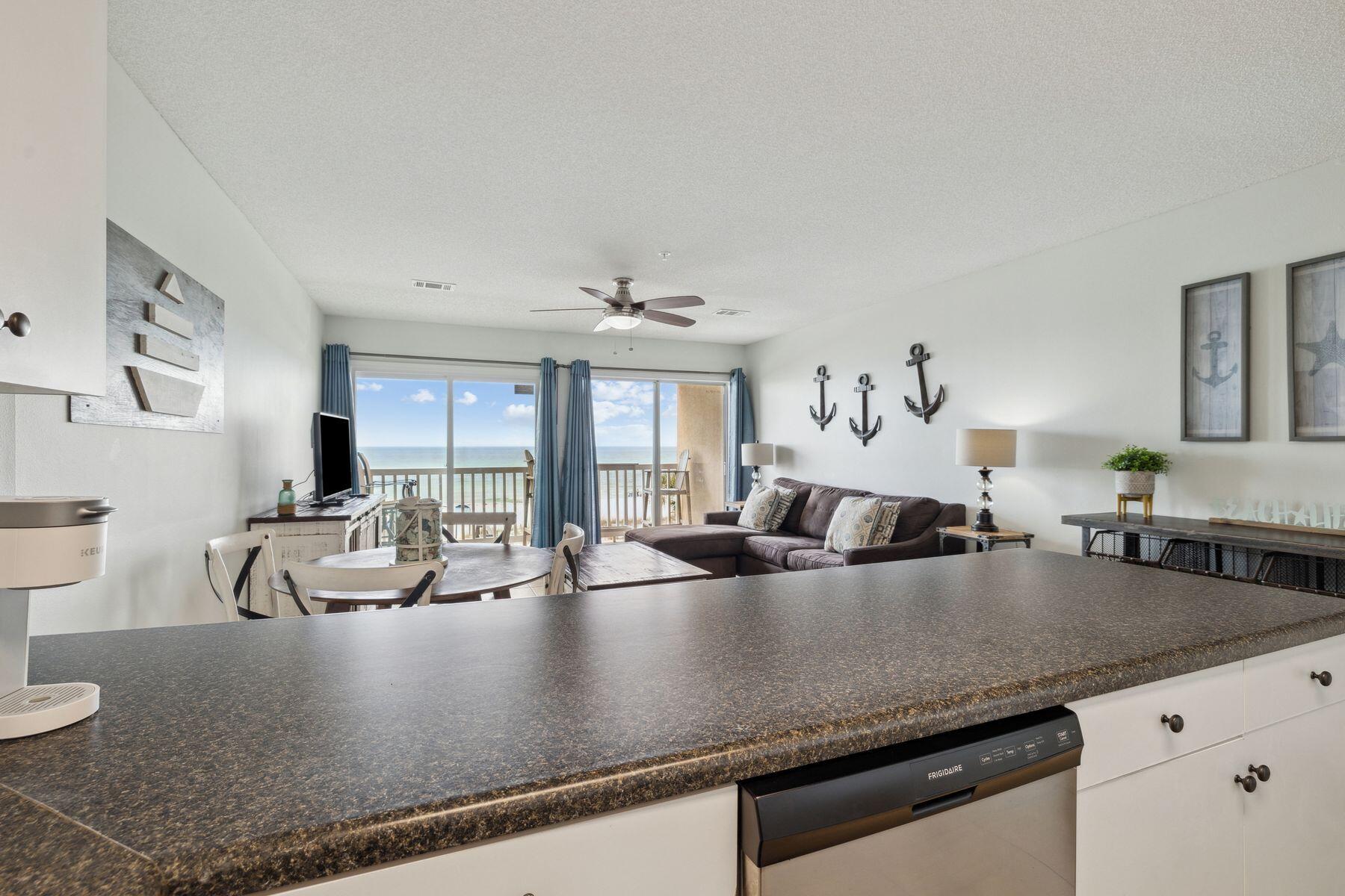 VERANDA CONDO - Residential
