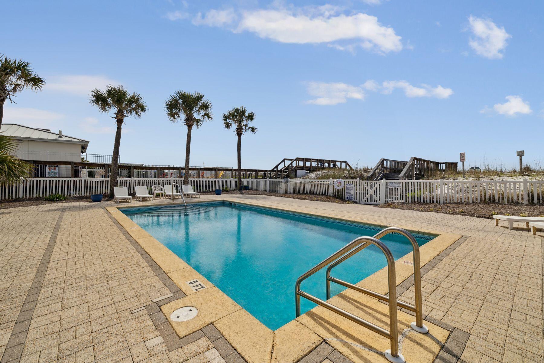 VERANDA CONDO - Residential