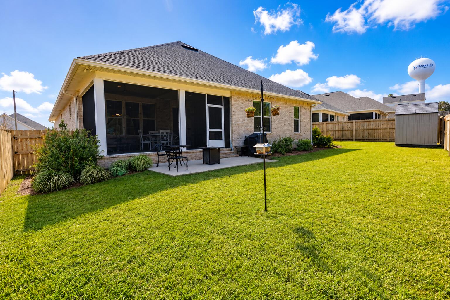 RAIDERS LANDING - Residential