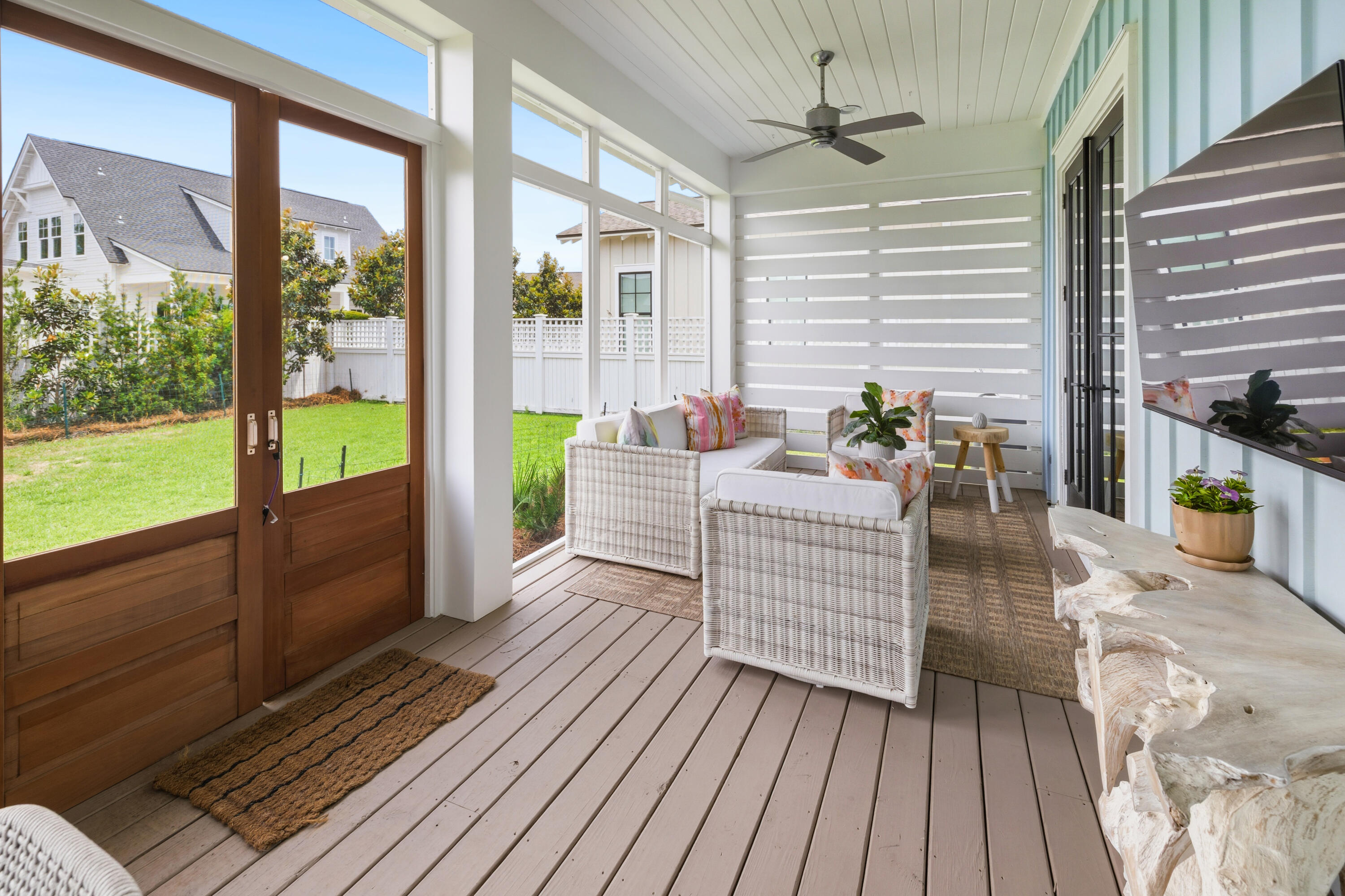 WATERSOUND ORIGINS - Residential