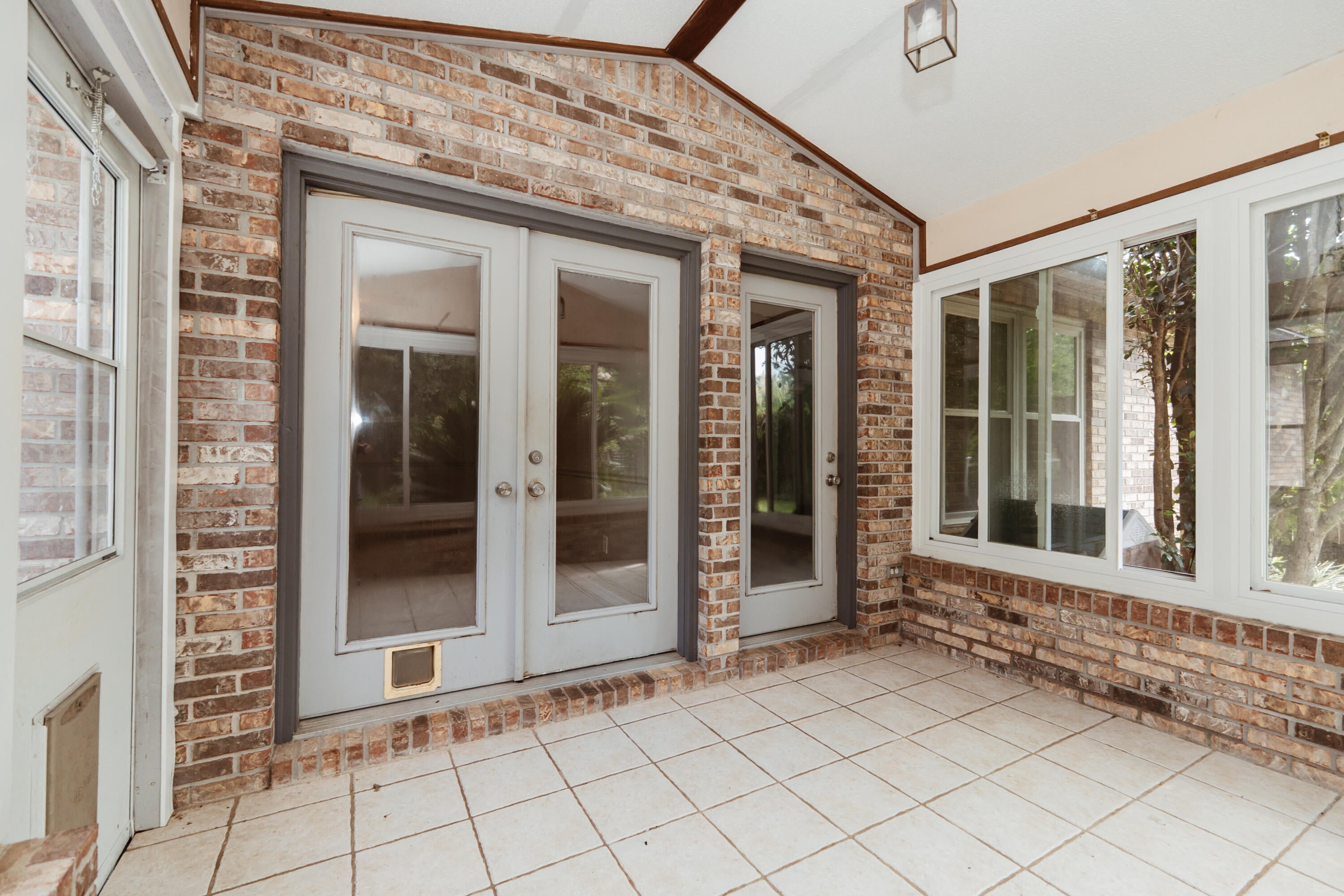 PAGE PLACE - Residential