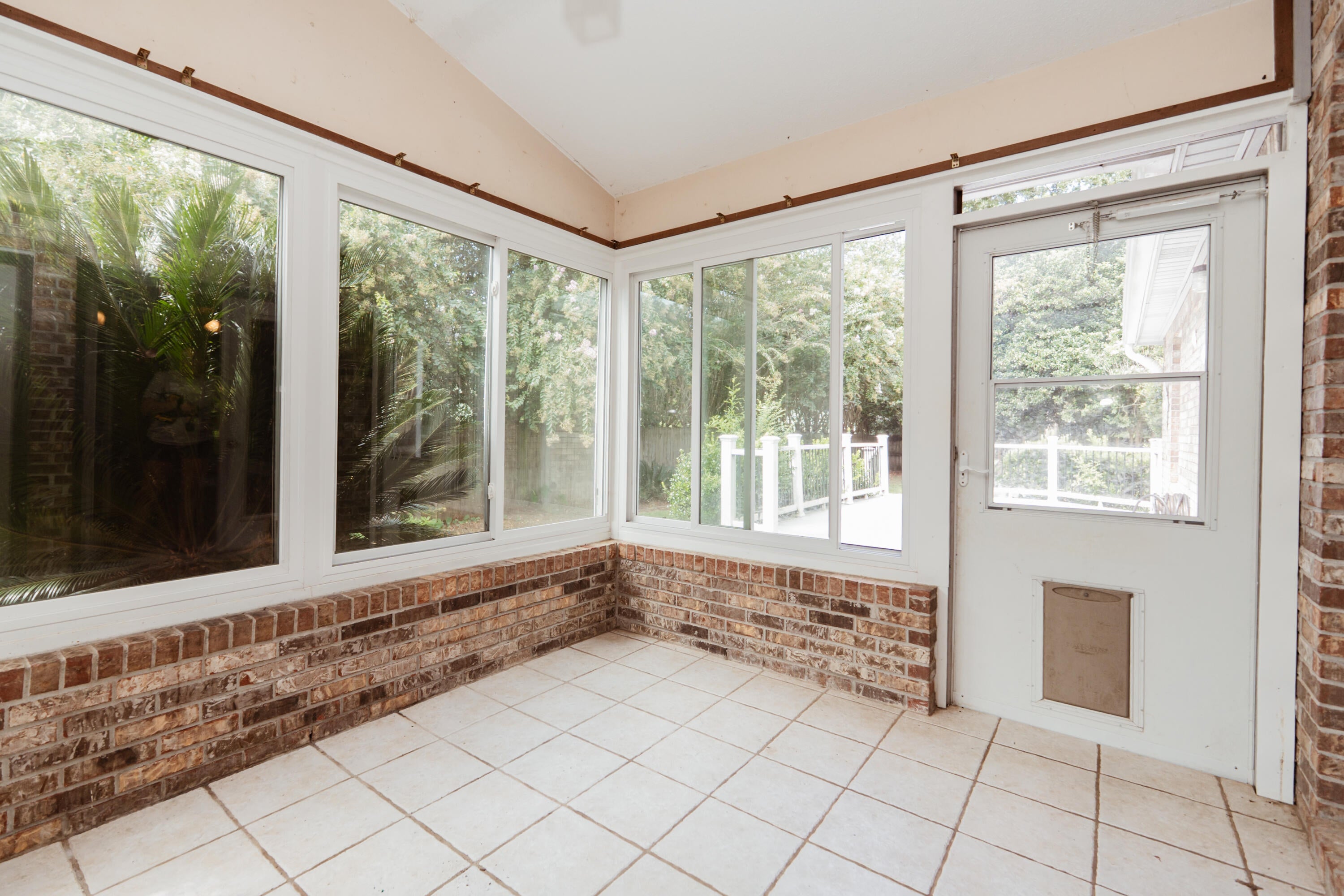 PAGE PLACE - Residential