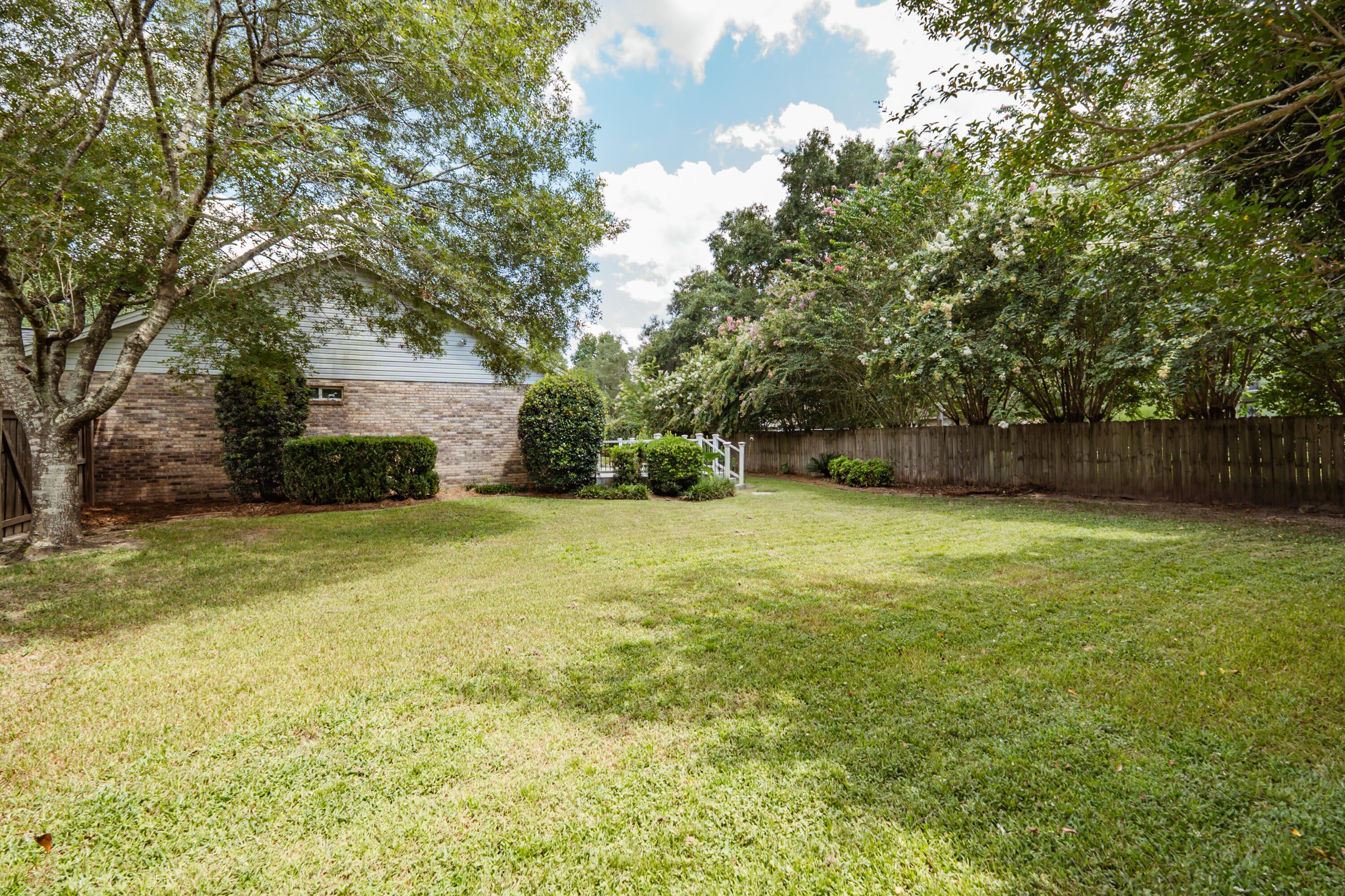 PAGE PLACE - Residential