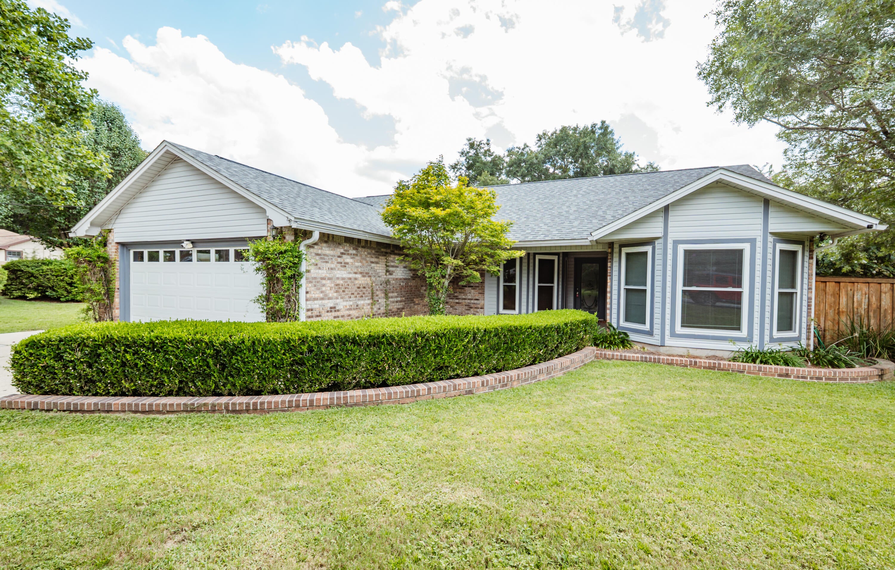 PAGE PLACE - Residential