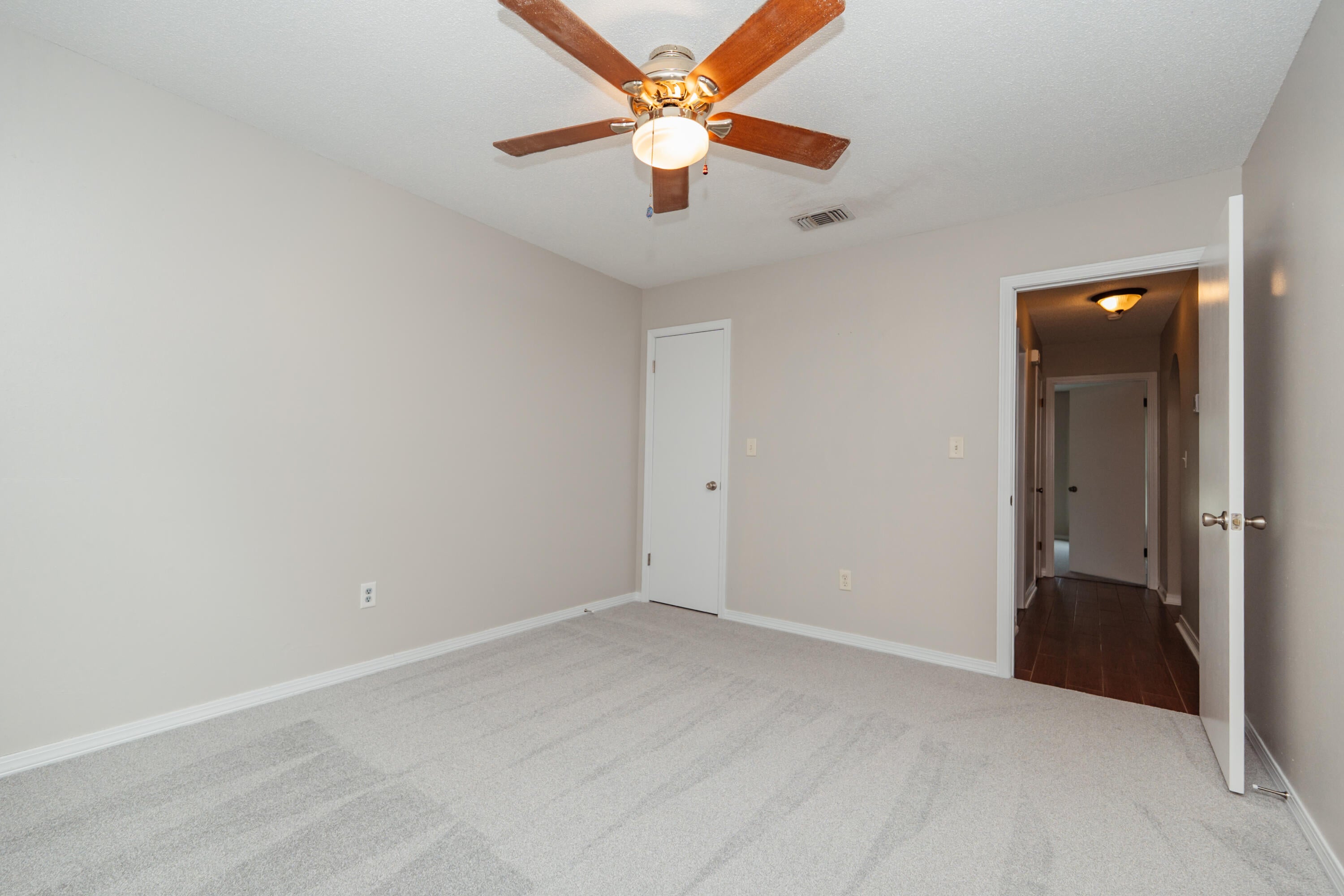 PAGE PLACE - Residential