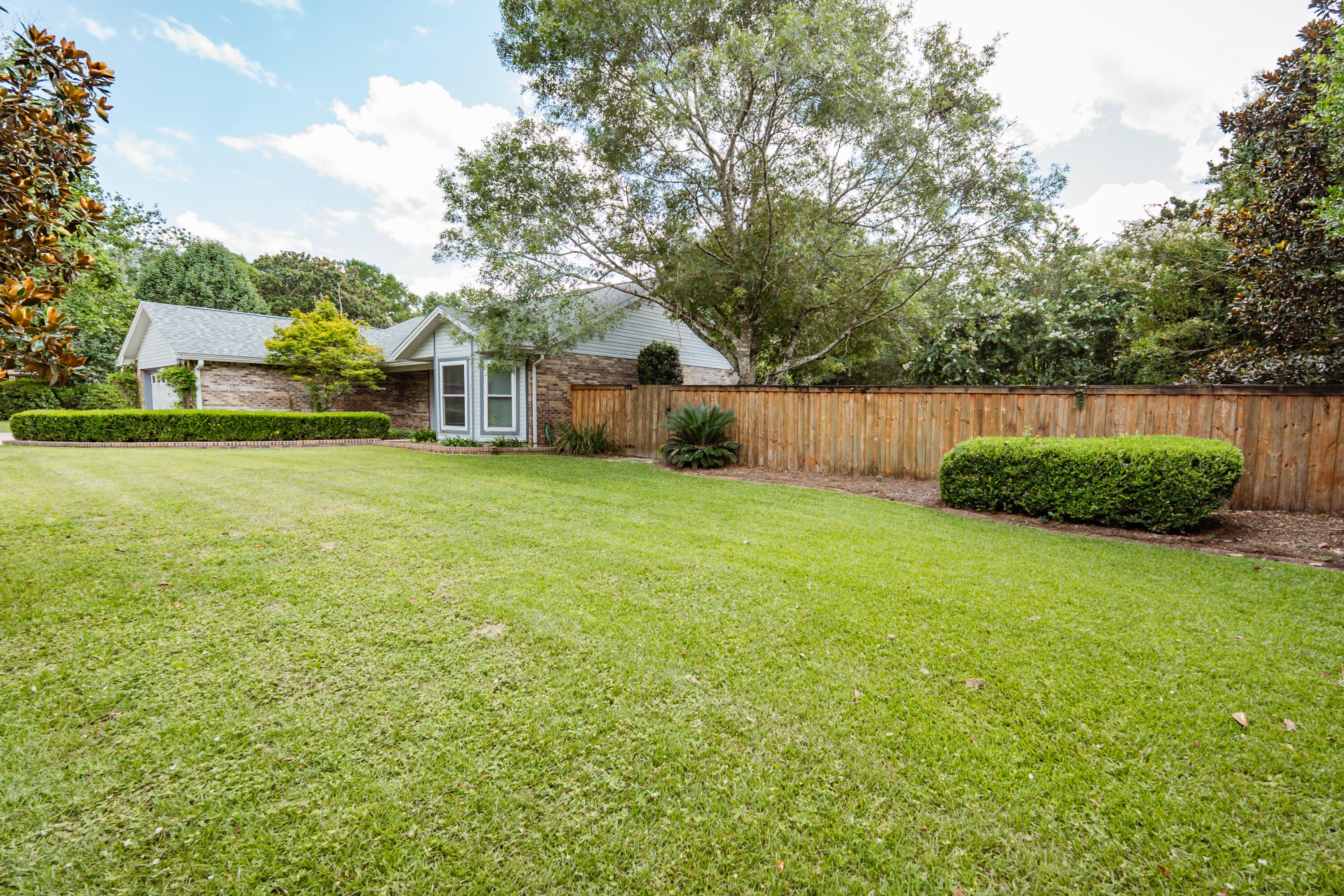 PAGE PLACE - Residential