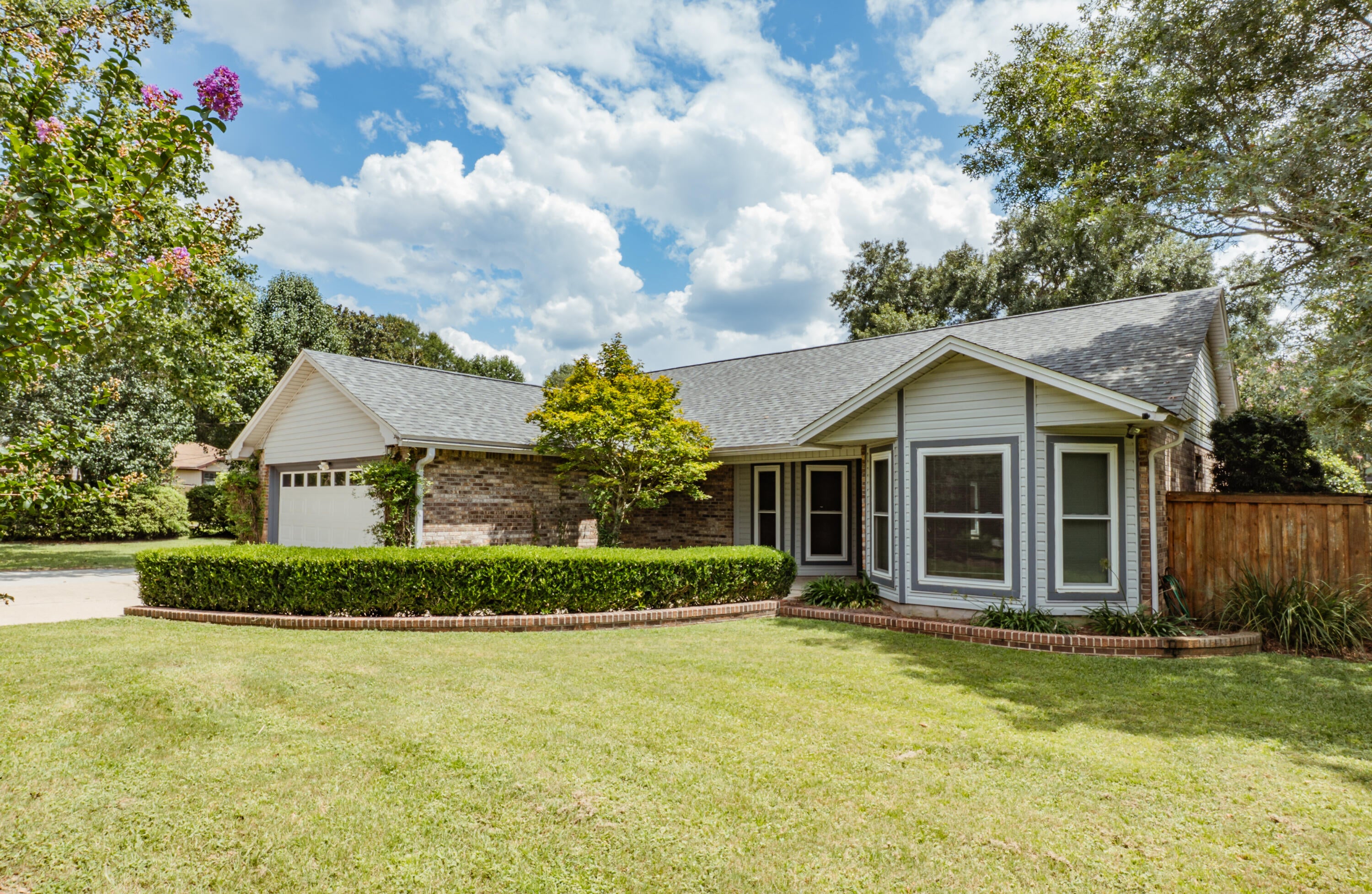 PAGE PLACE - Residential