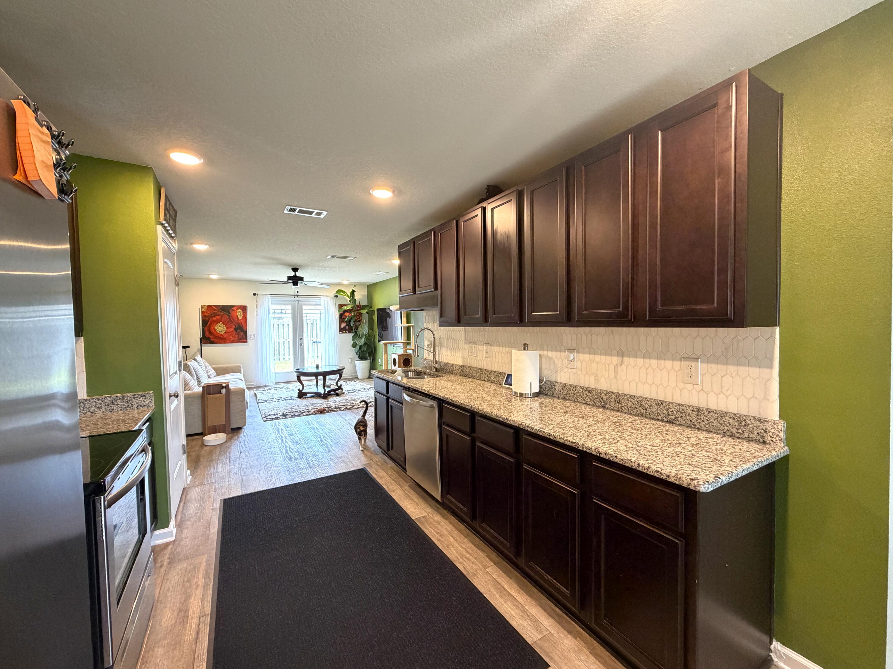 Redstone Commons - Residential Lease