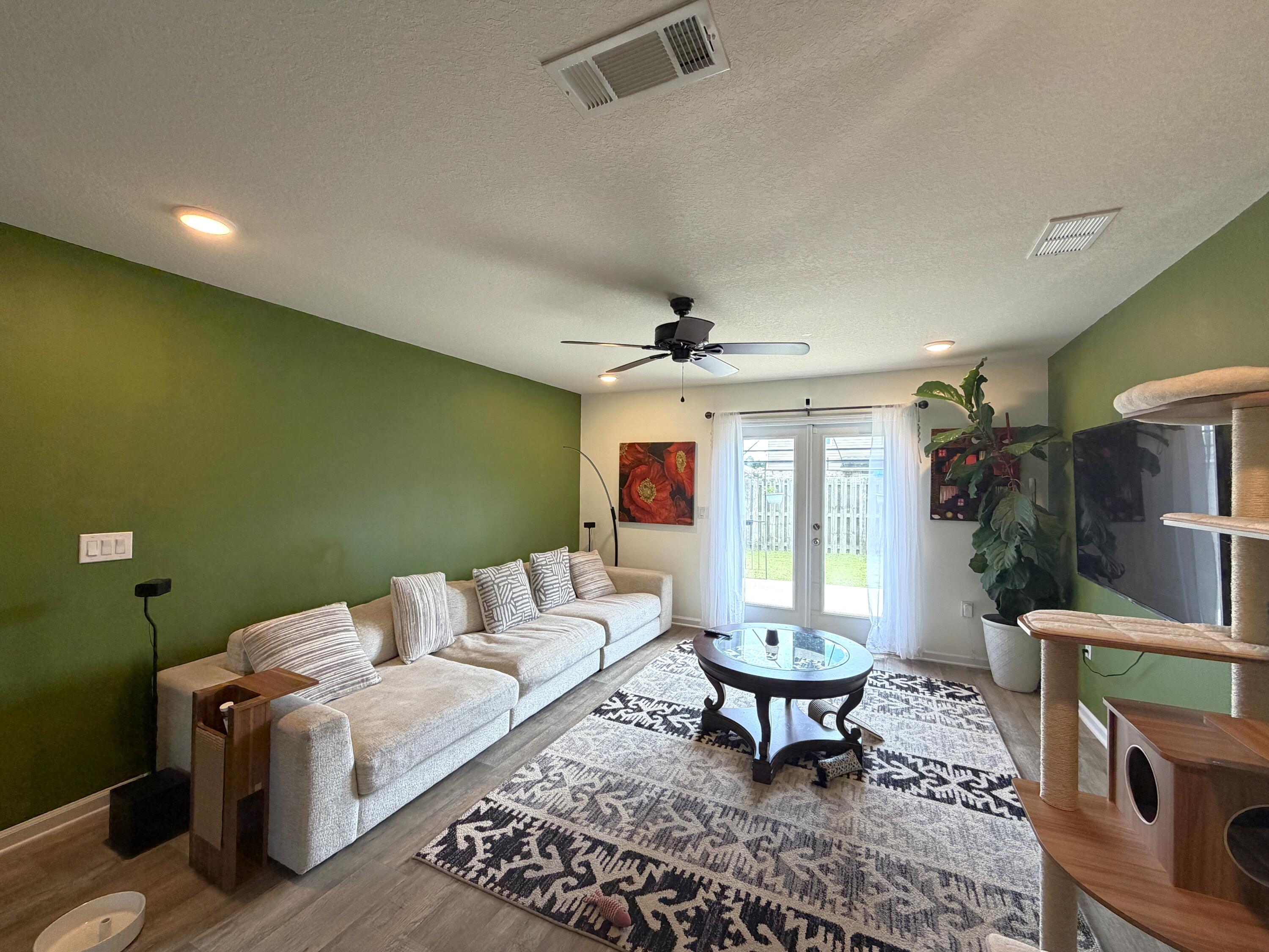 Redstone Commons - Residential Lease