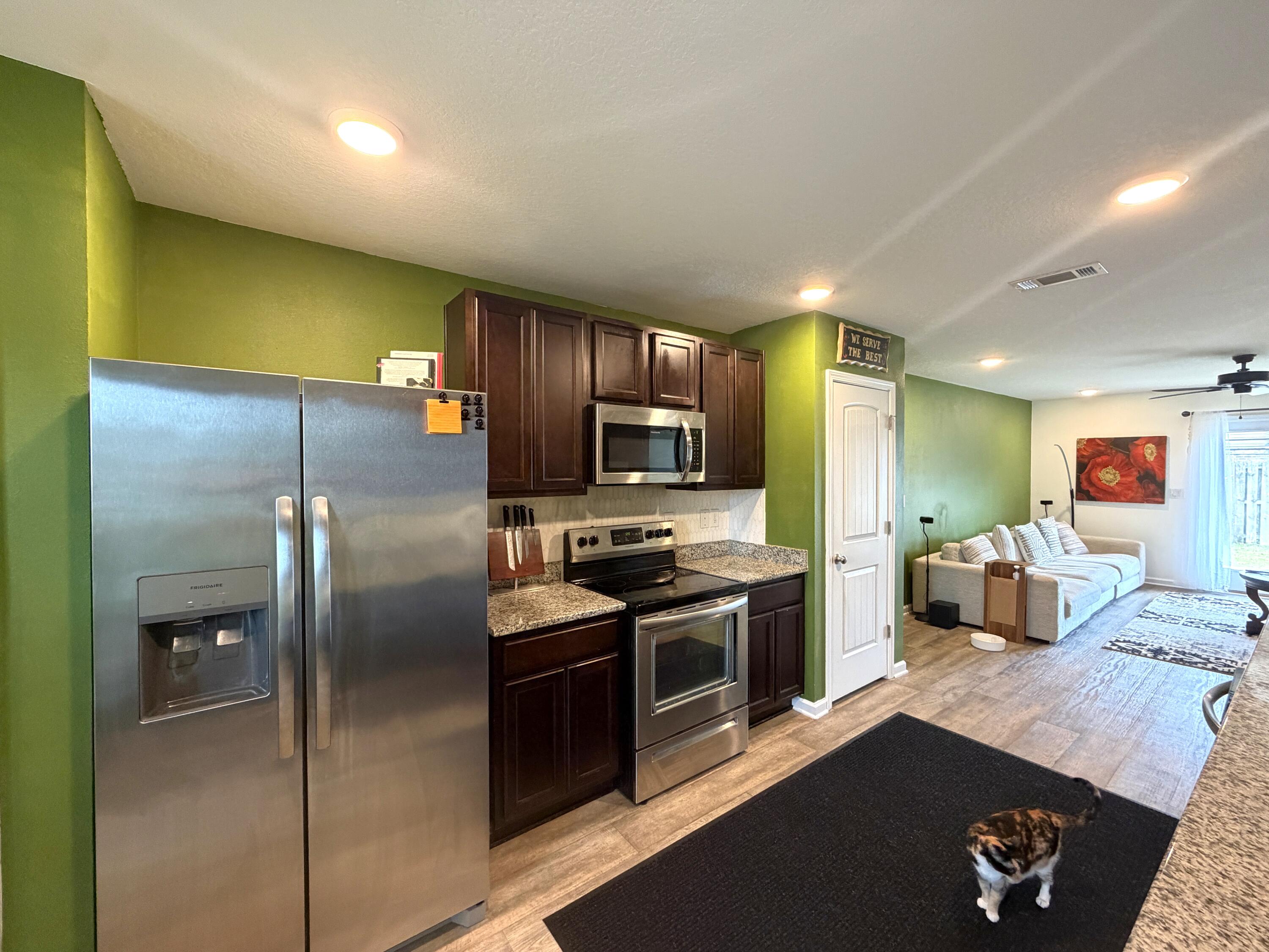Redstone Commons - Residential Lease