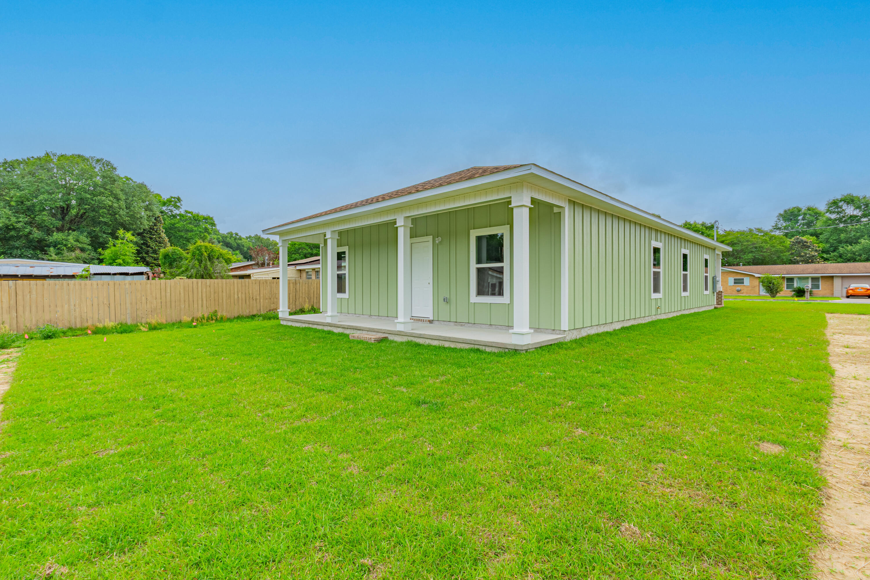 EAST LANSING TERRACE - Residential