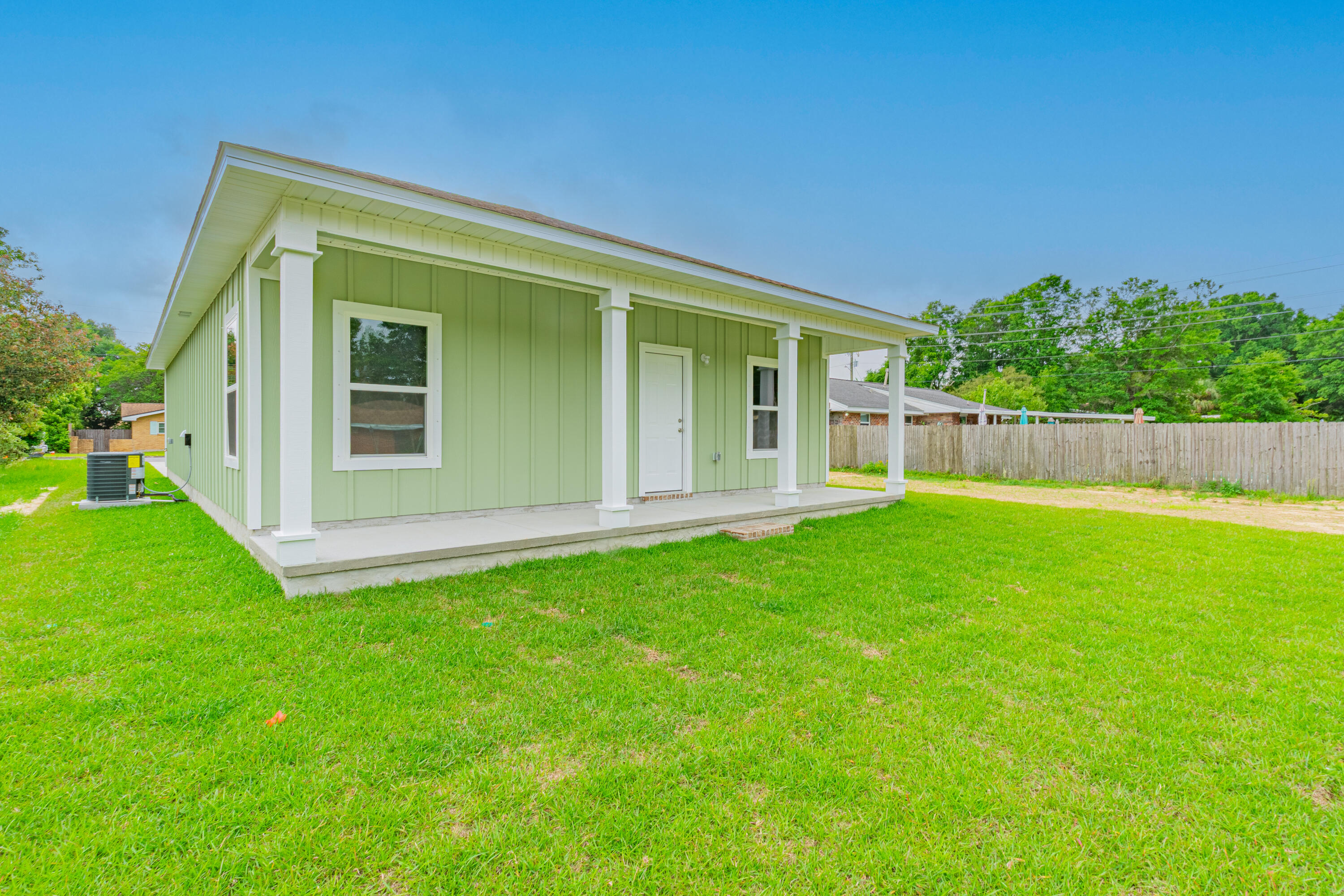 EAST LANSING TERRACE - Residential