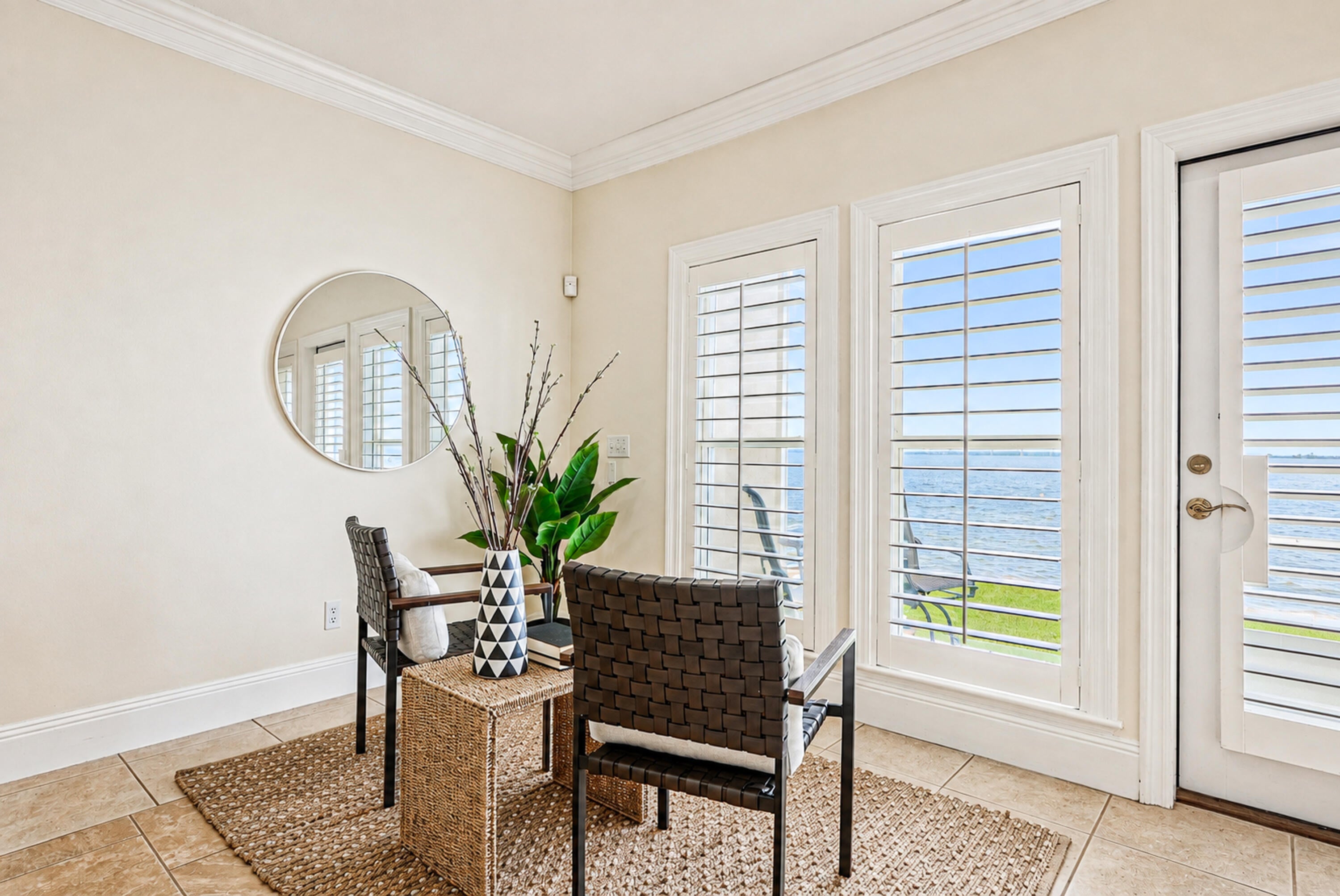 PELICAN BAY - Residential