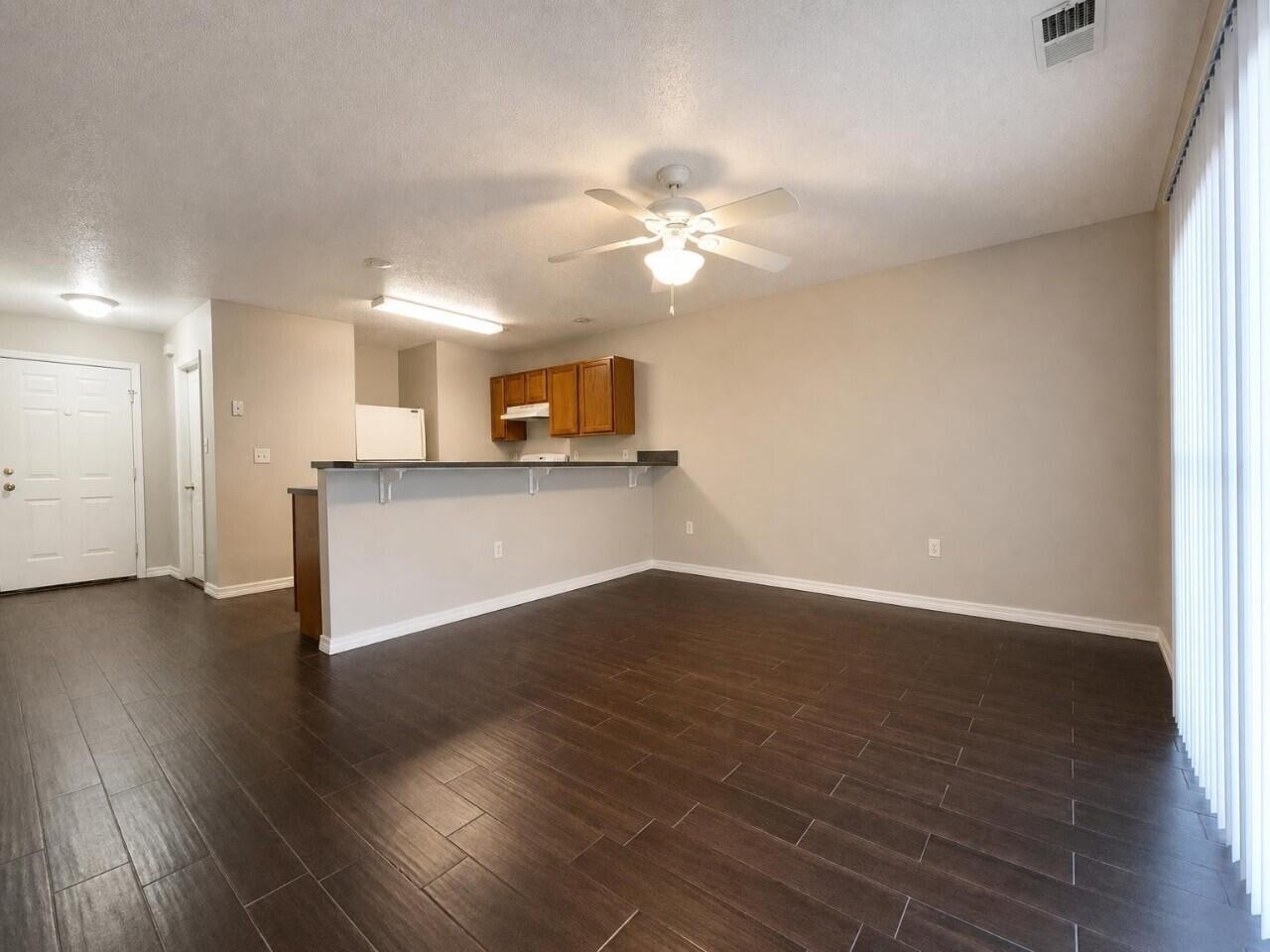 UNRECORDED SUBDIVISION - Residential Lease