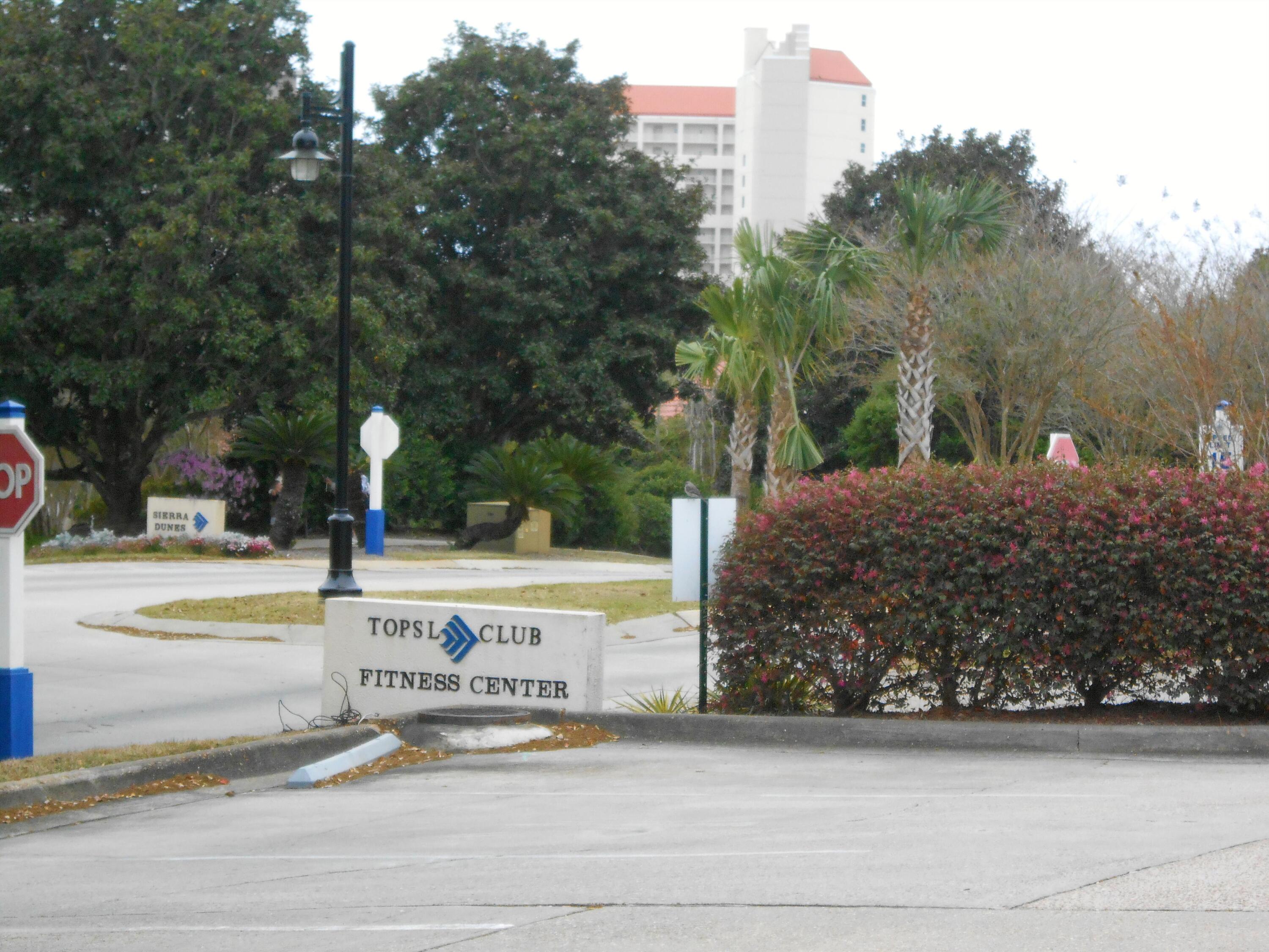 TOPS'L BEACH MANOR - Residential