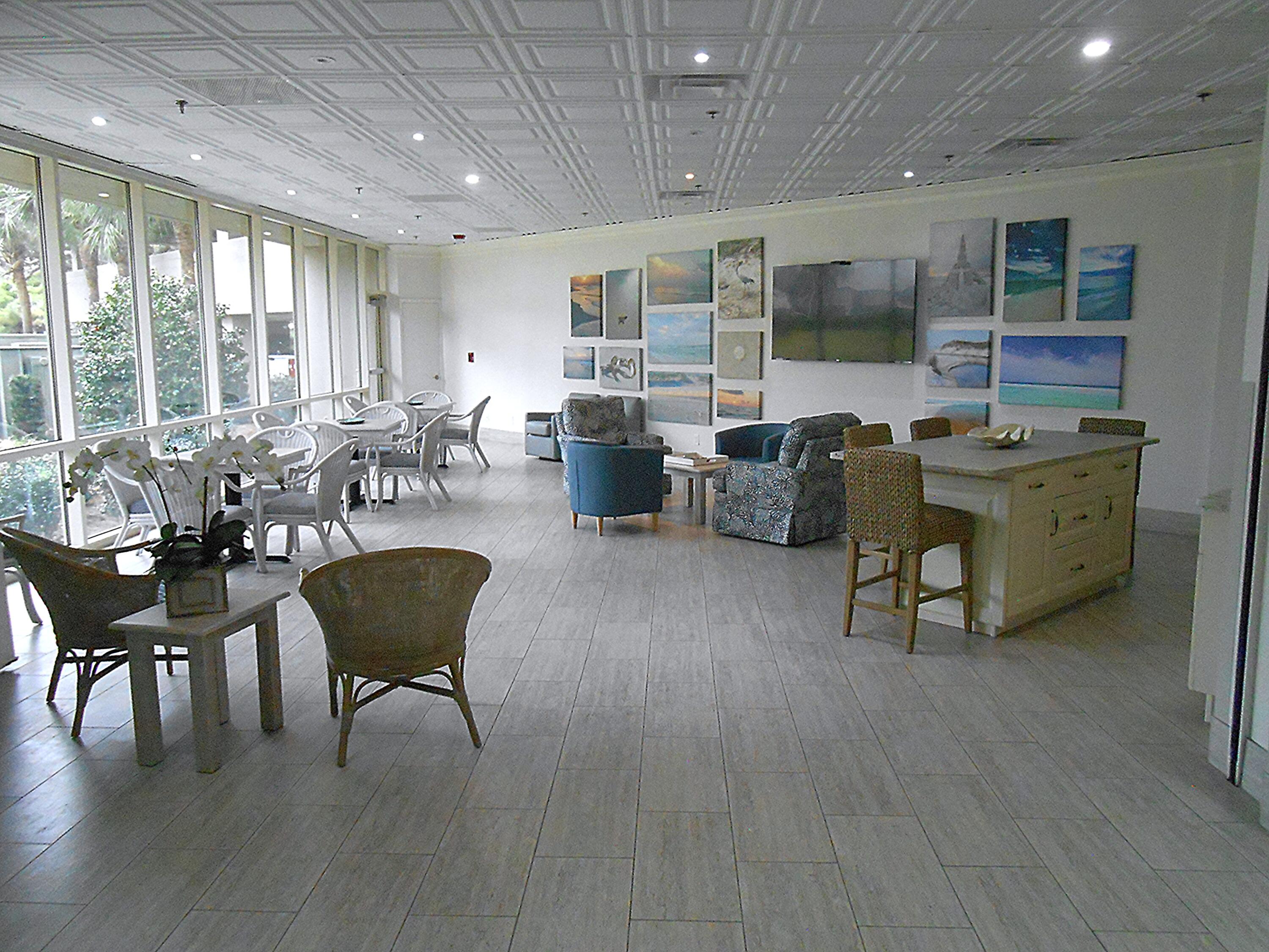 TOPS'L BEACH MANOR - Residential