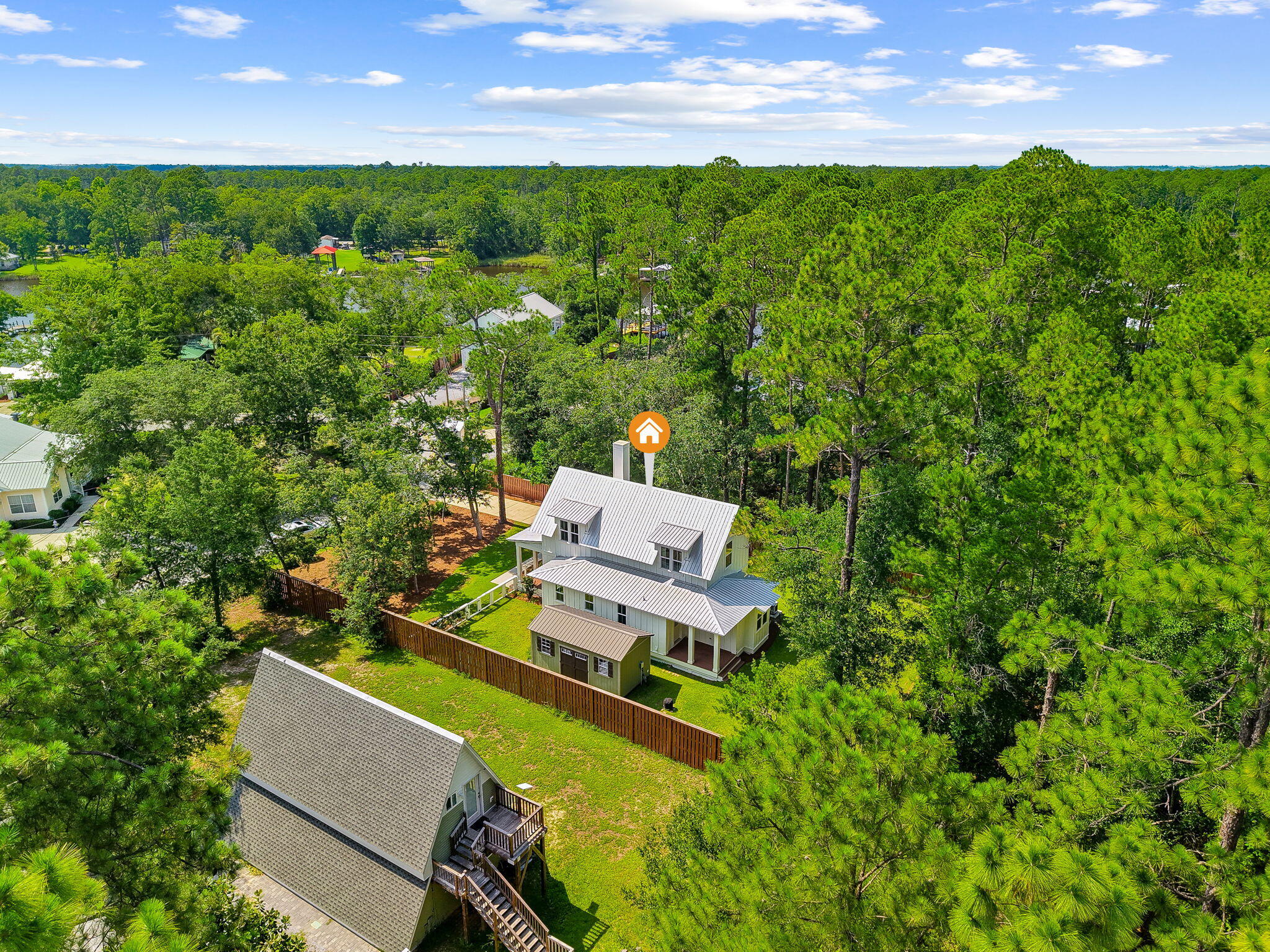 EMERALD SHORES - Residential