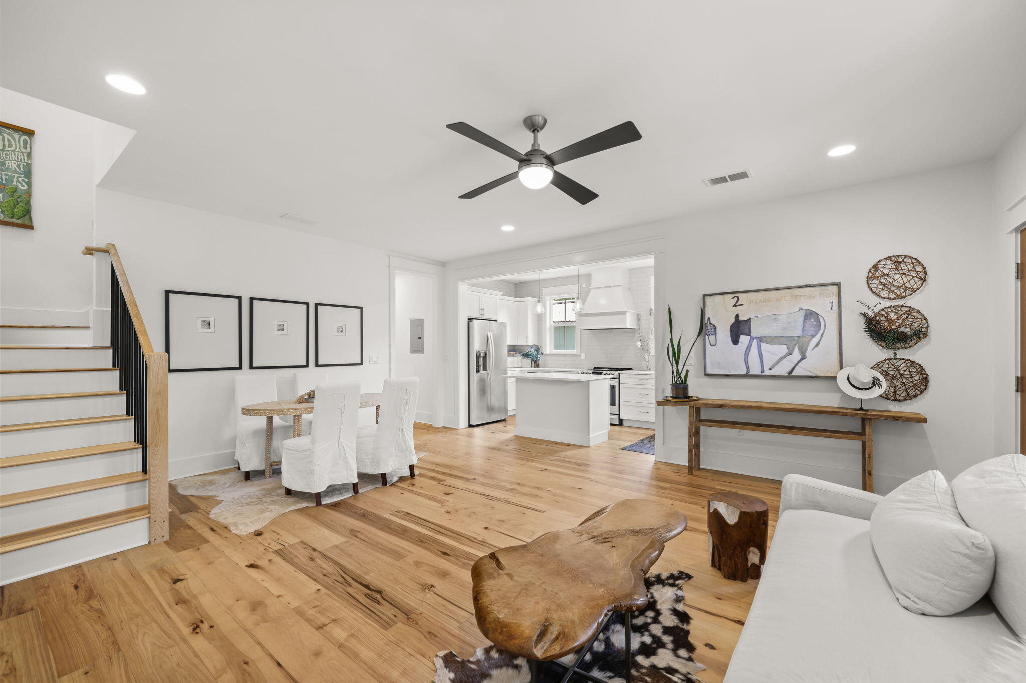 EMERALD SHORES - Residential