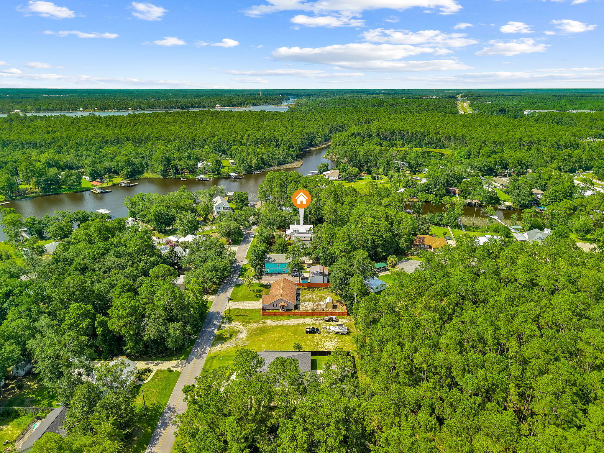 EMERALD SHORES - Residential