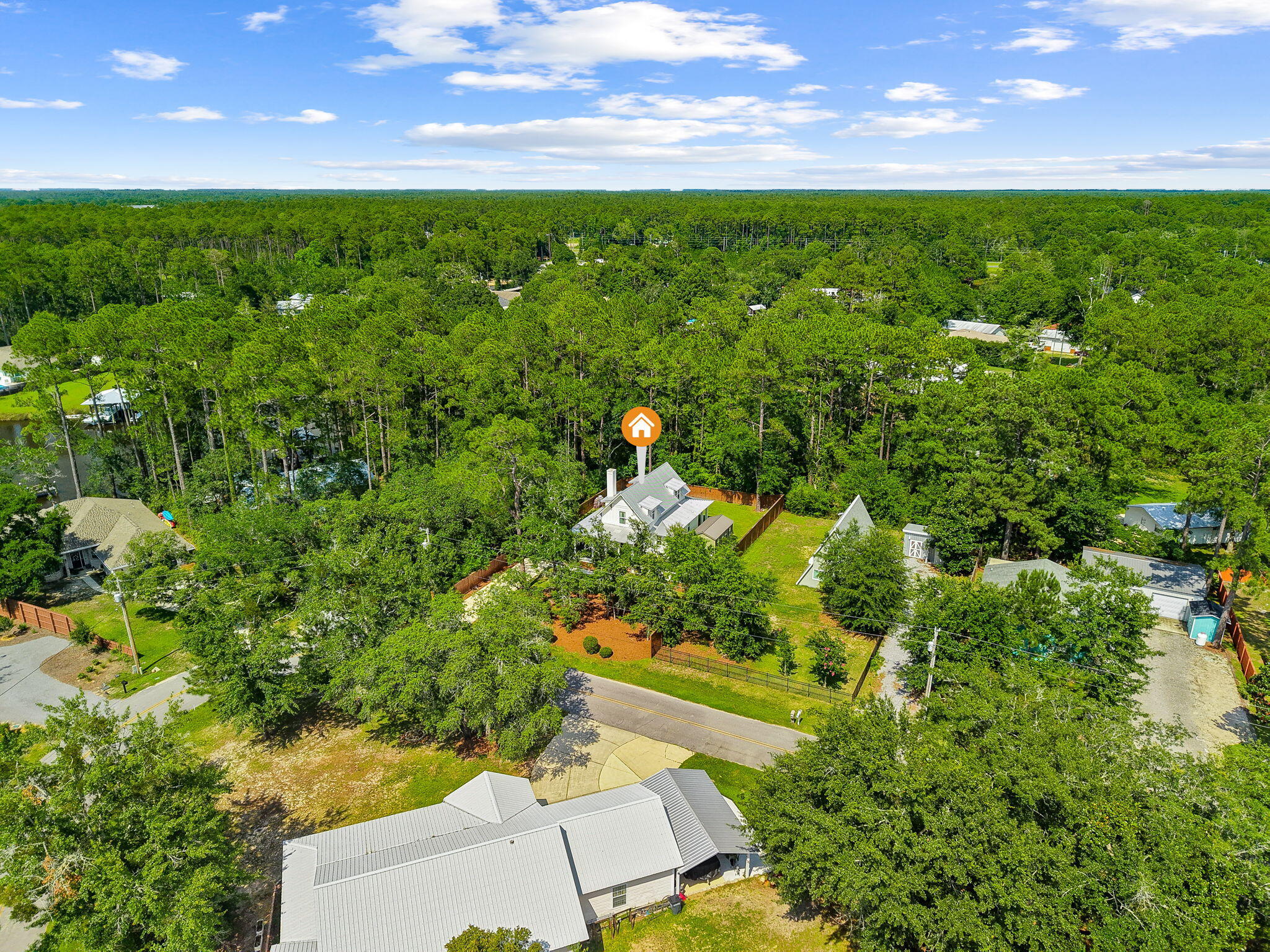 EMERALD SHORES - Residential