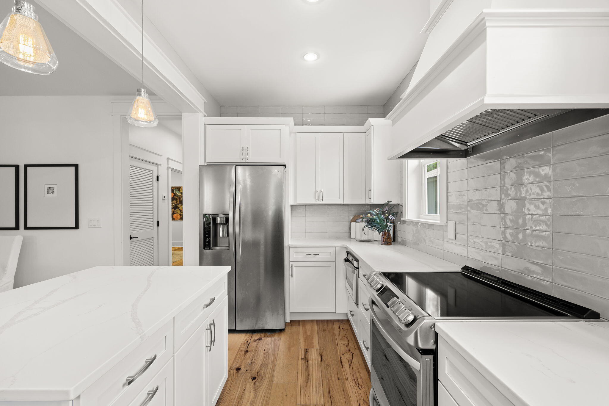 EMERALD SHORES - Residential
