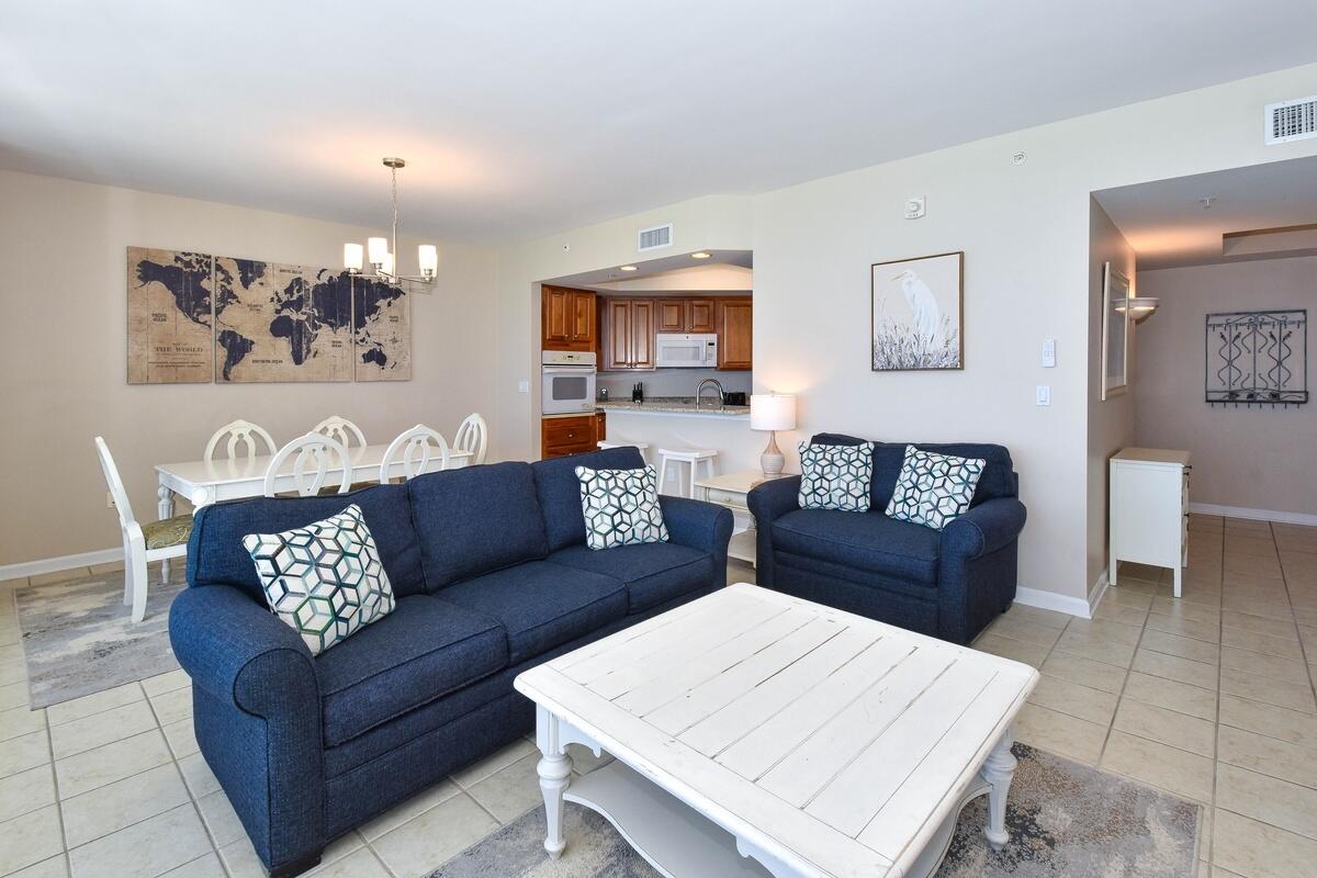 SILVER BEACH TOWERS WEST - Residential