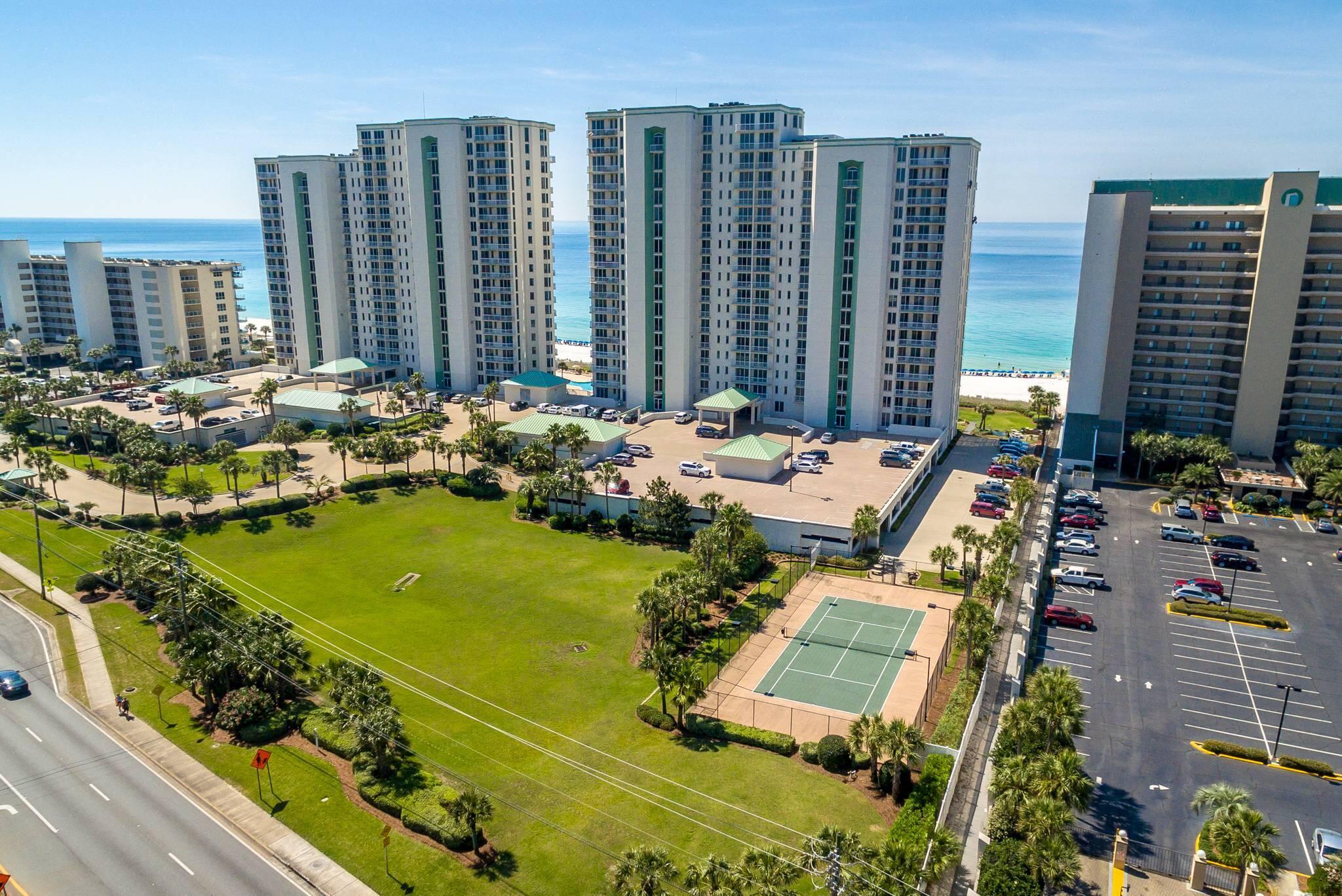SILVER BEACH TOWERS WEST - Residential