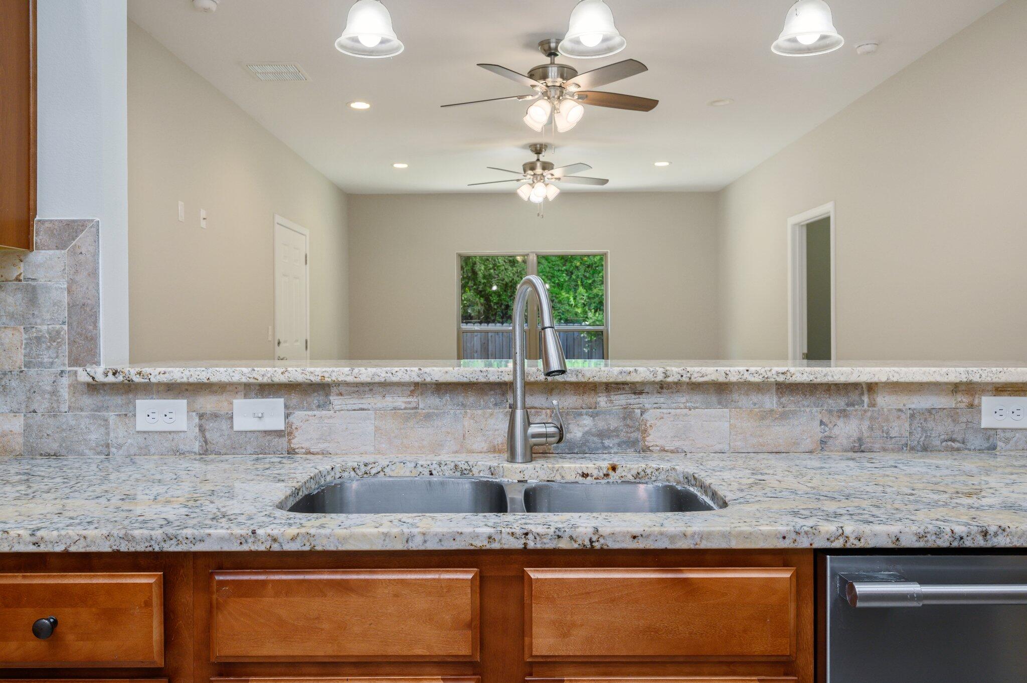 CRESCENT SHORES - Residential Lease