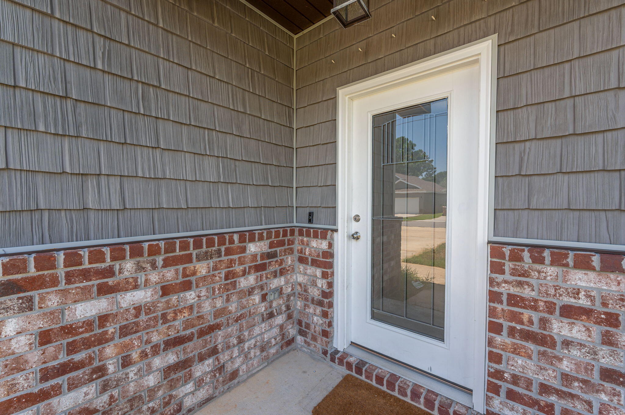 CRESCENT SHORES - Residential Lease