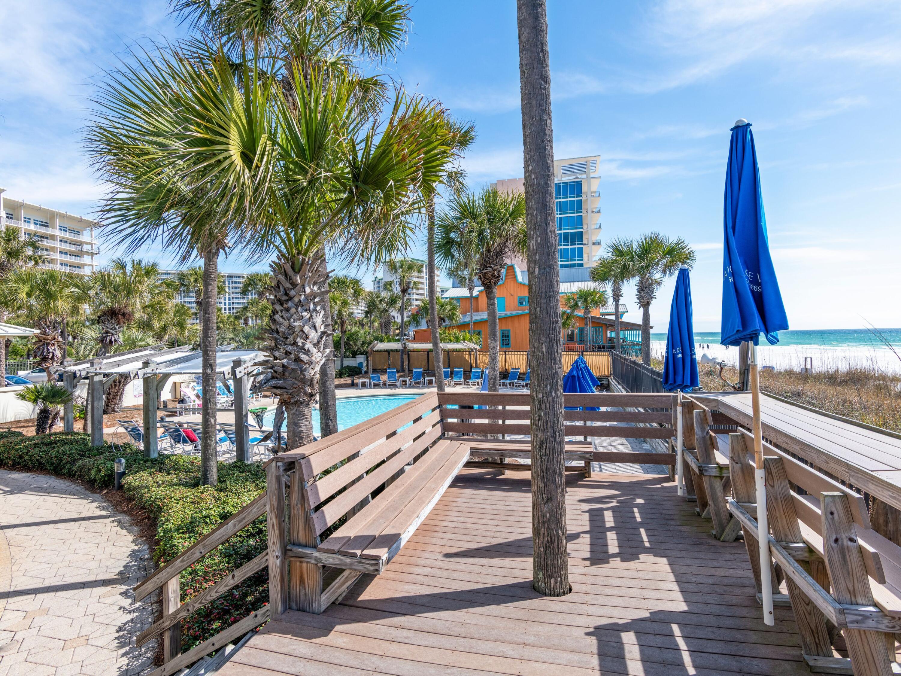 STERLING SHORES - Residential